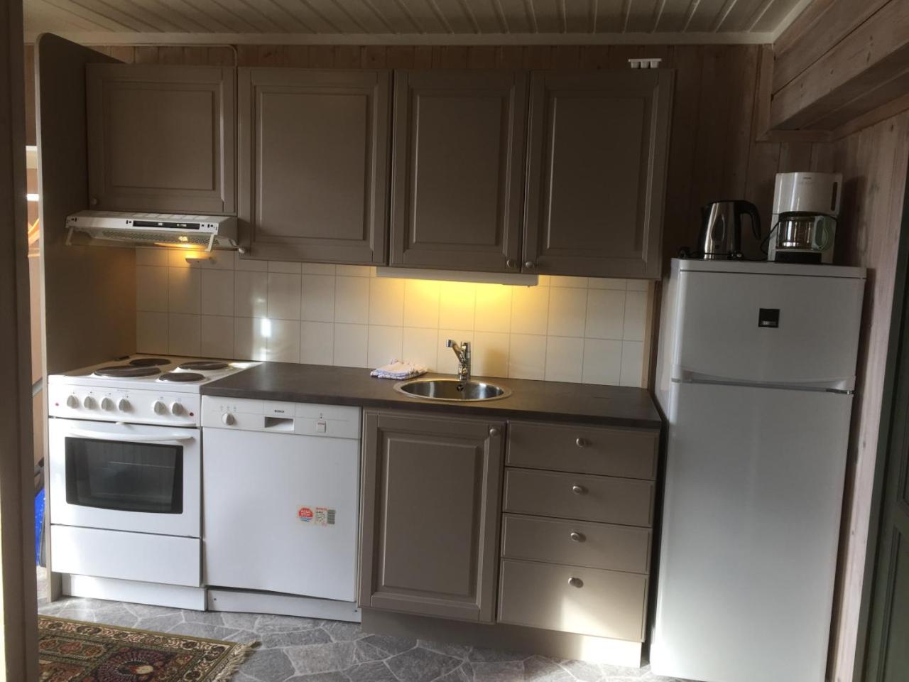 Two-Bedroom Apartment - Photo 3