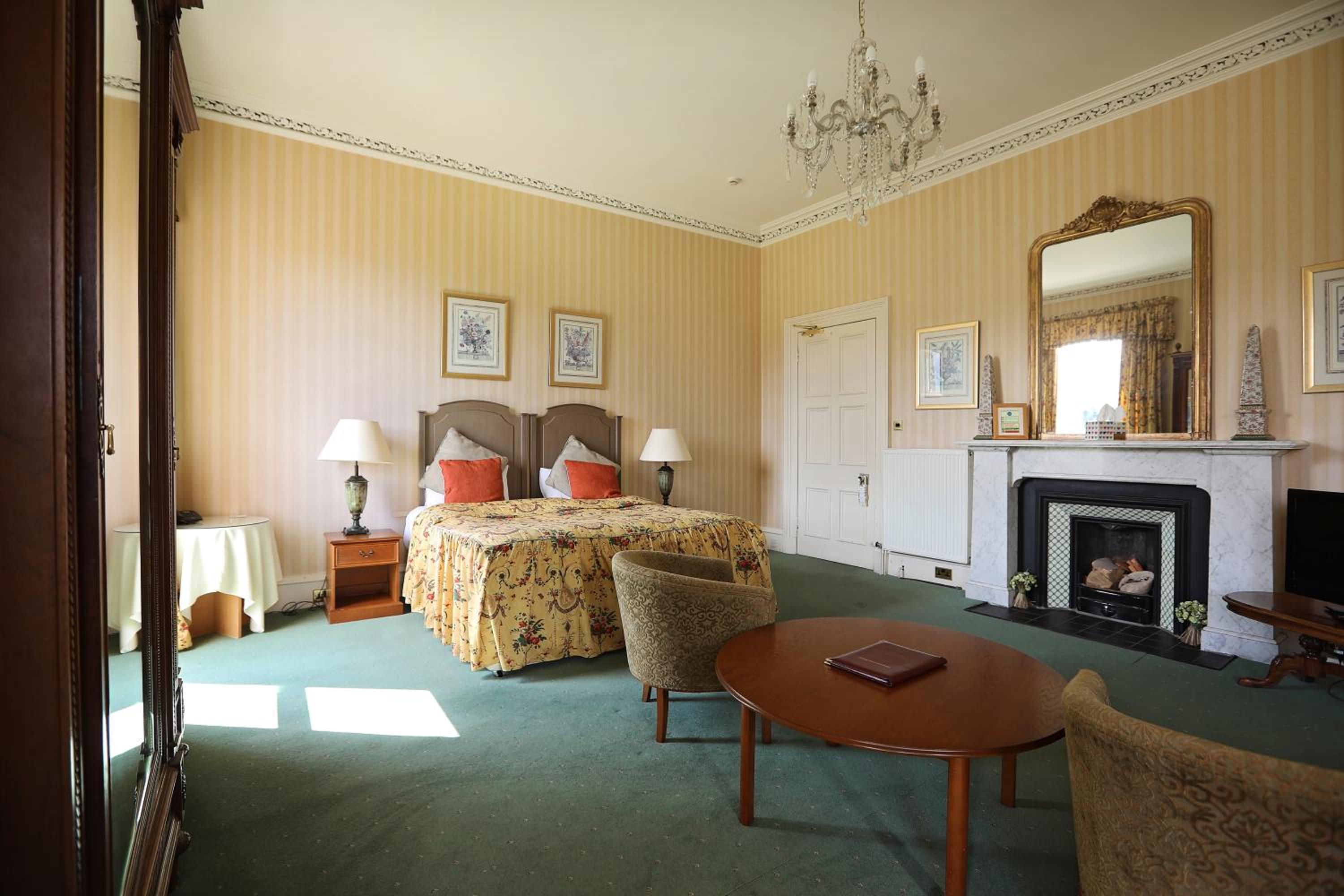 Family Suite - Photo 1