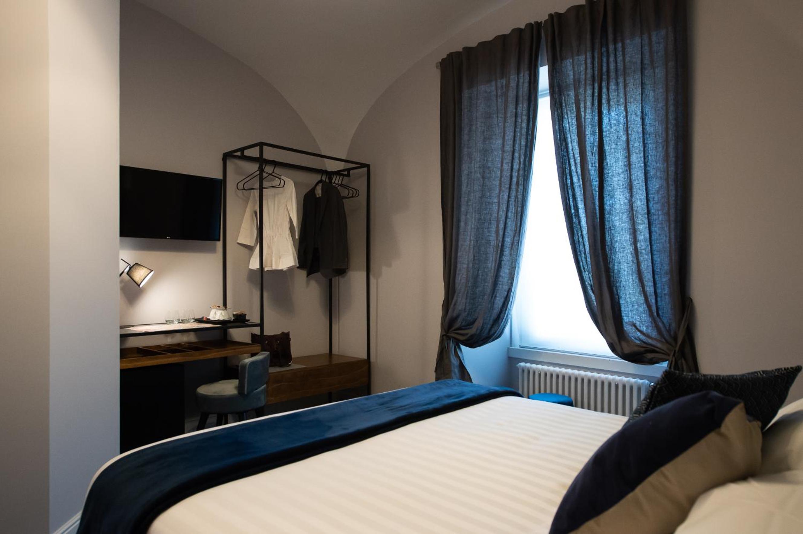 Deluxe Double Room photo 3
