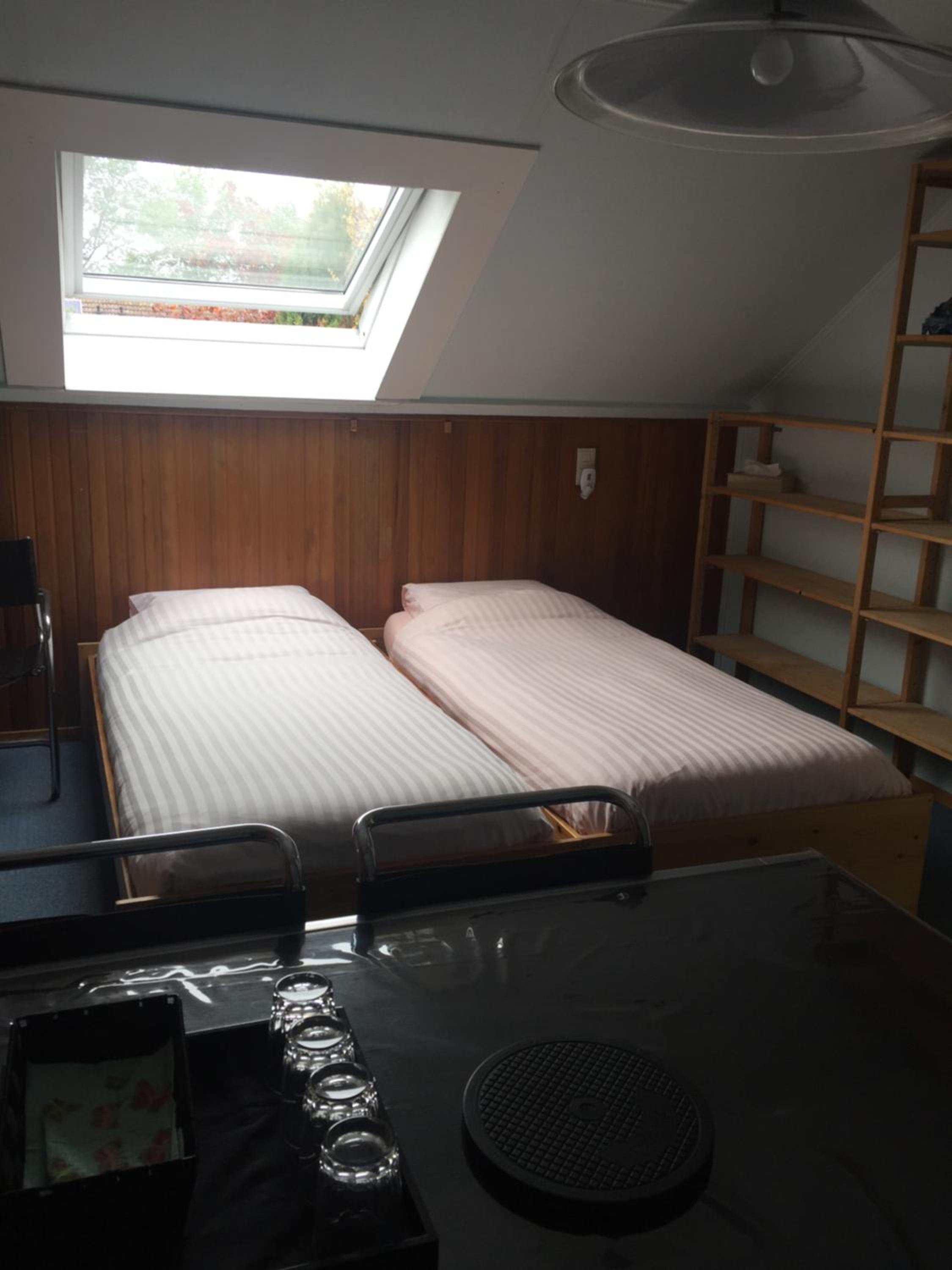Standard Twin Room - Photo 1