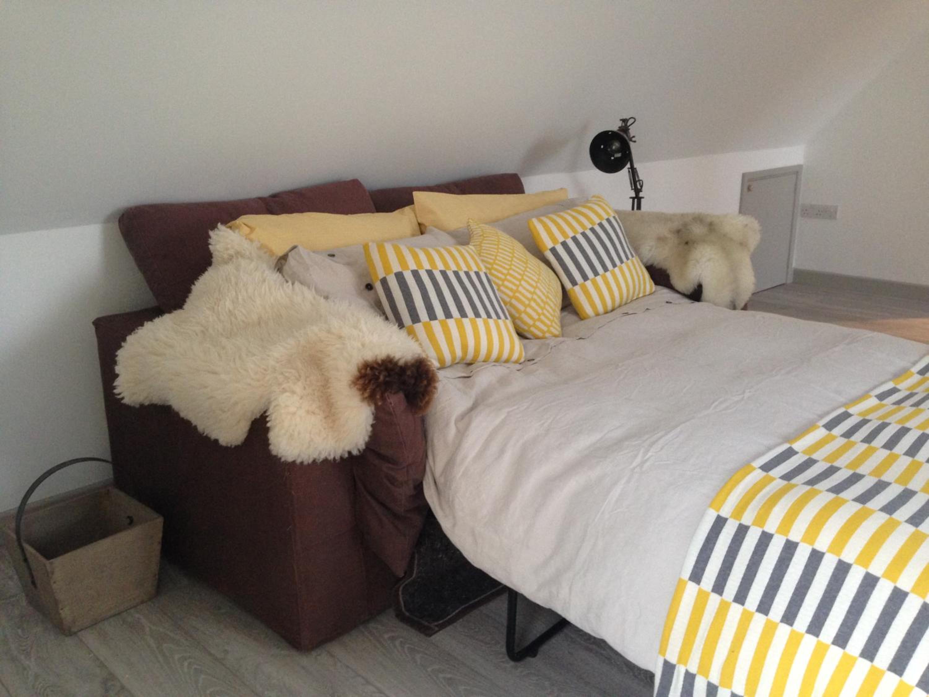 Apartment - Photo 2