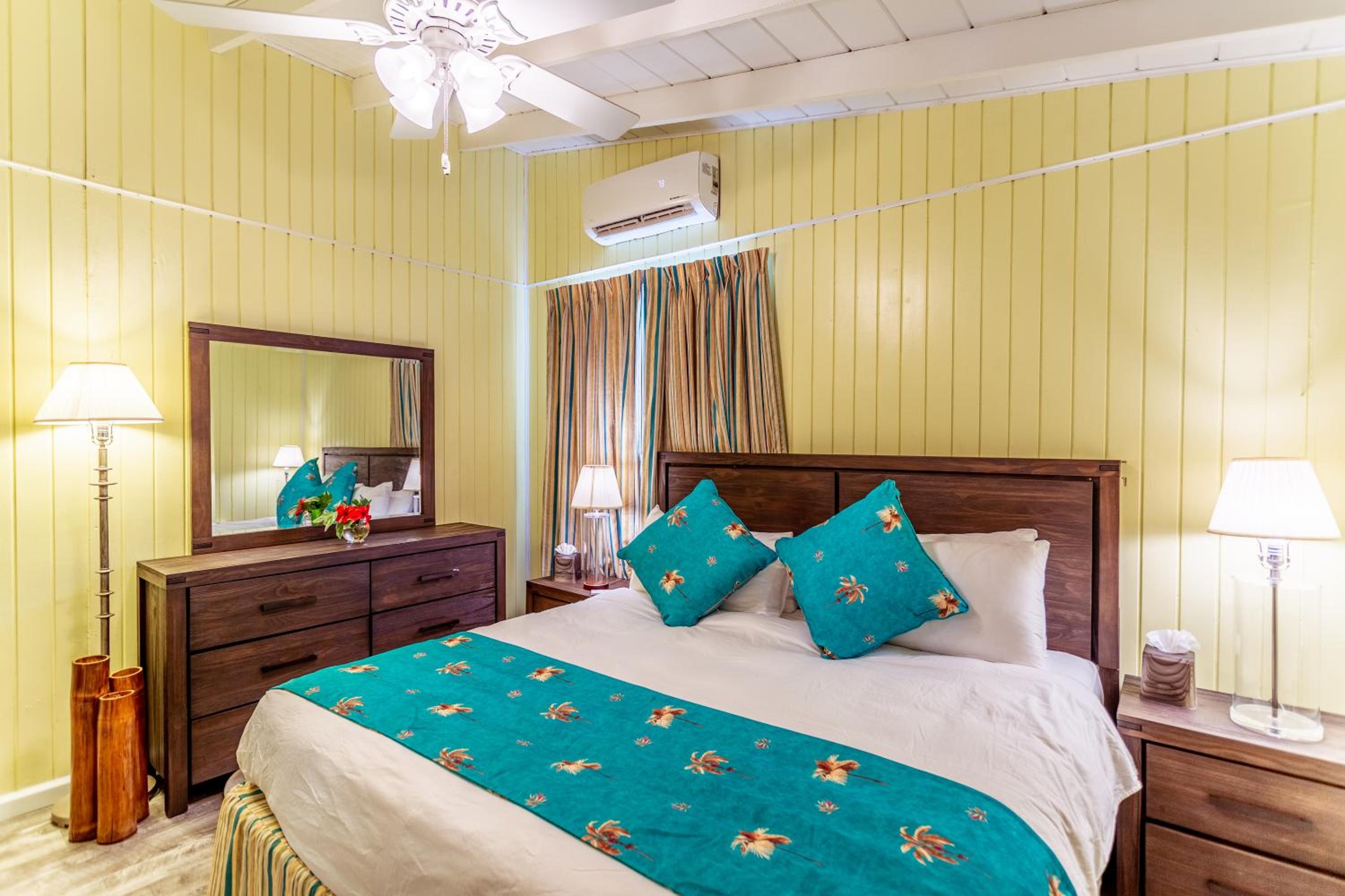 Tropical Room Double