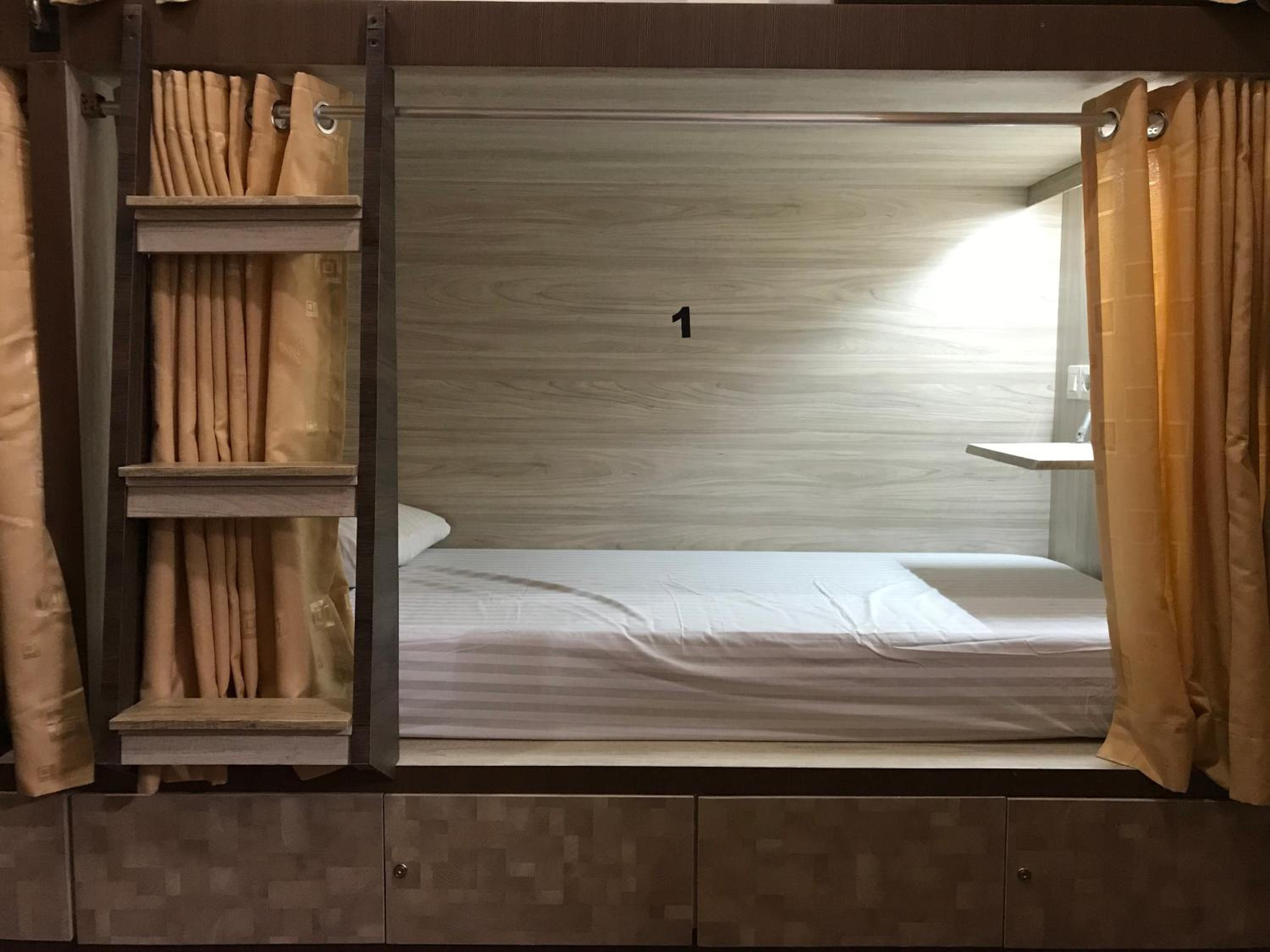 Bunk Bed in Mixed Dormitory Room photo 3