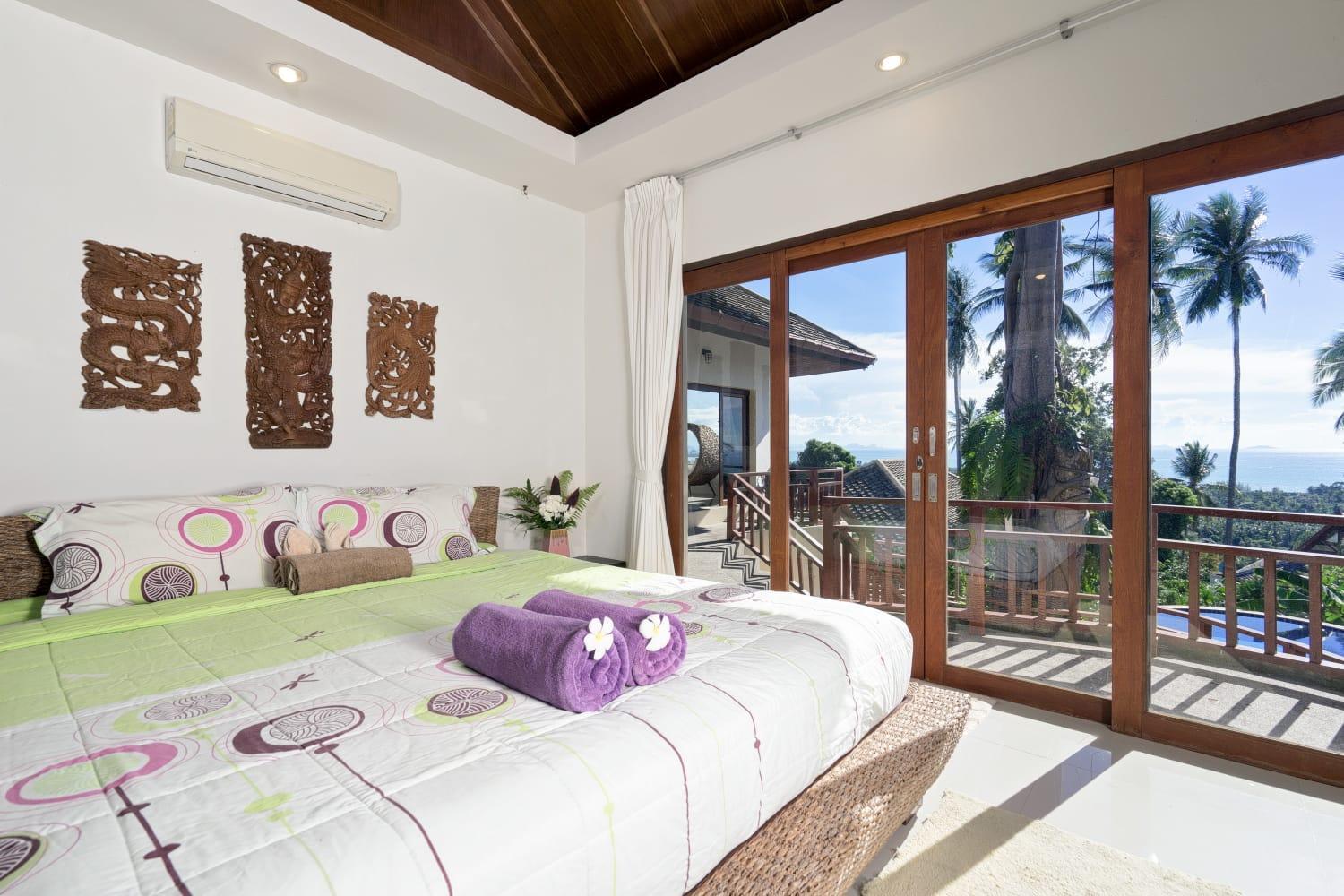 Villa with Sea View - Photo 19