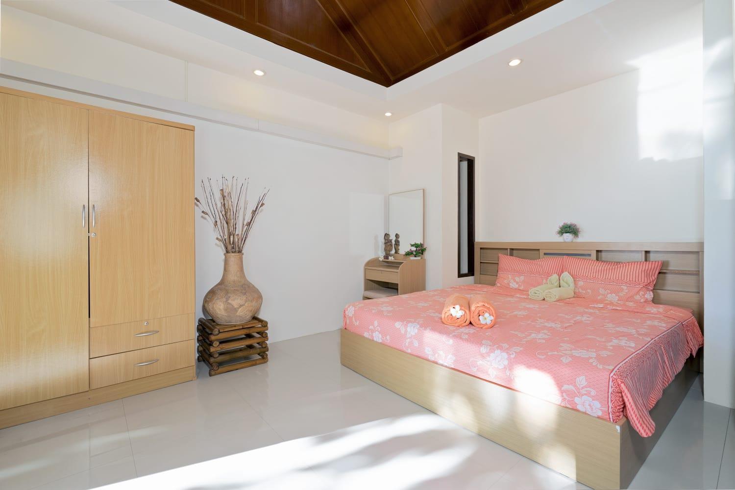 Villa with Sea View - Photo 9
