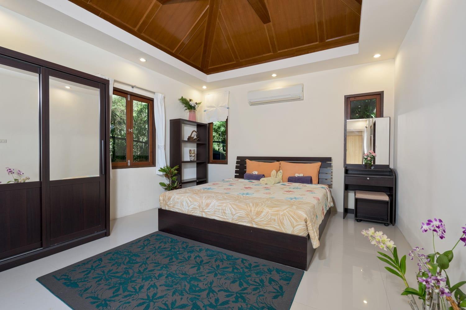 Villa with Sea View - Photo 8