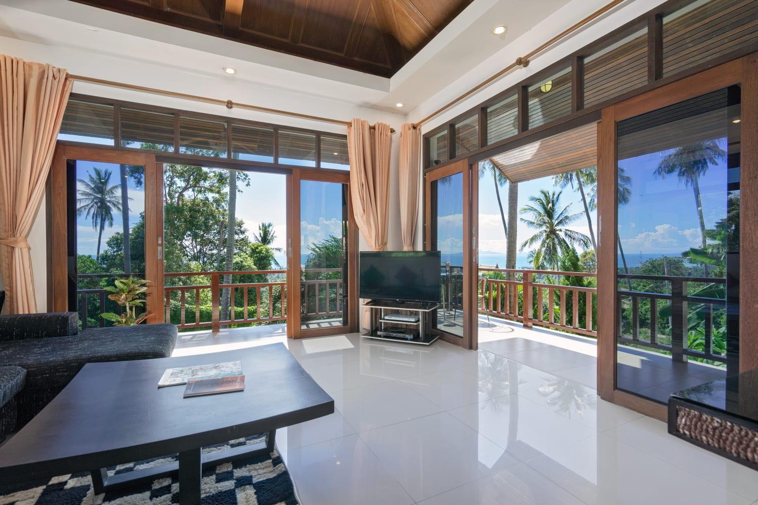 Villa with Sea View - Photo 6