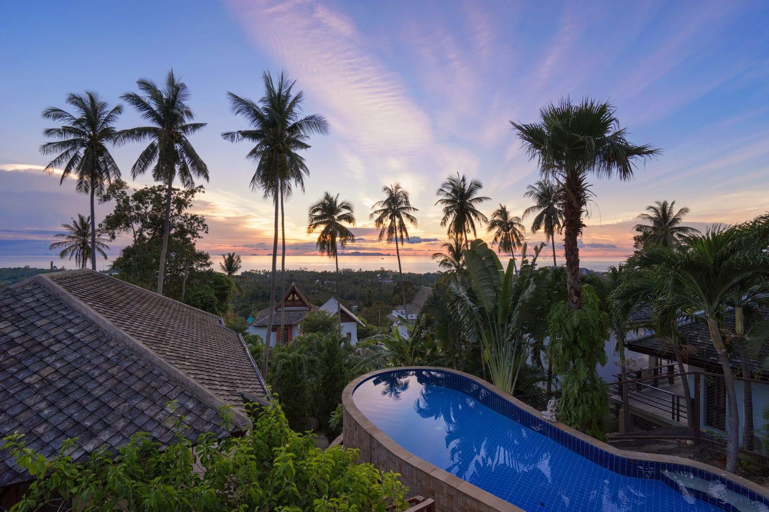 Villa with Sea View - Photo 36