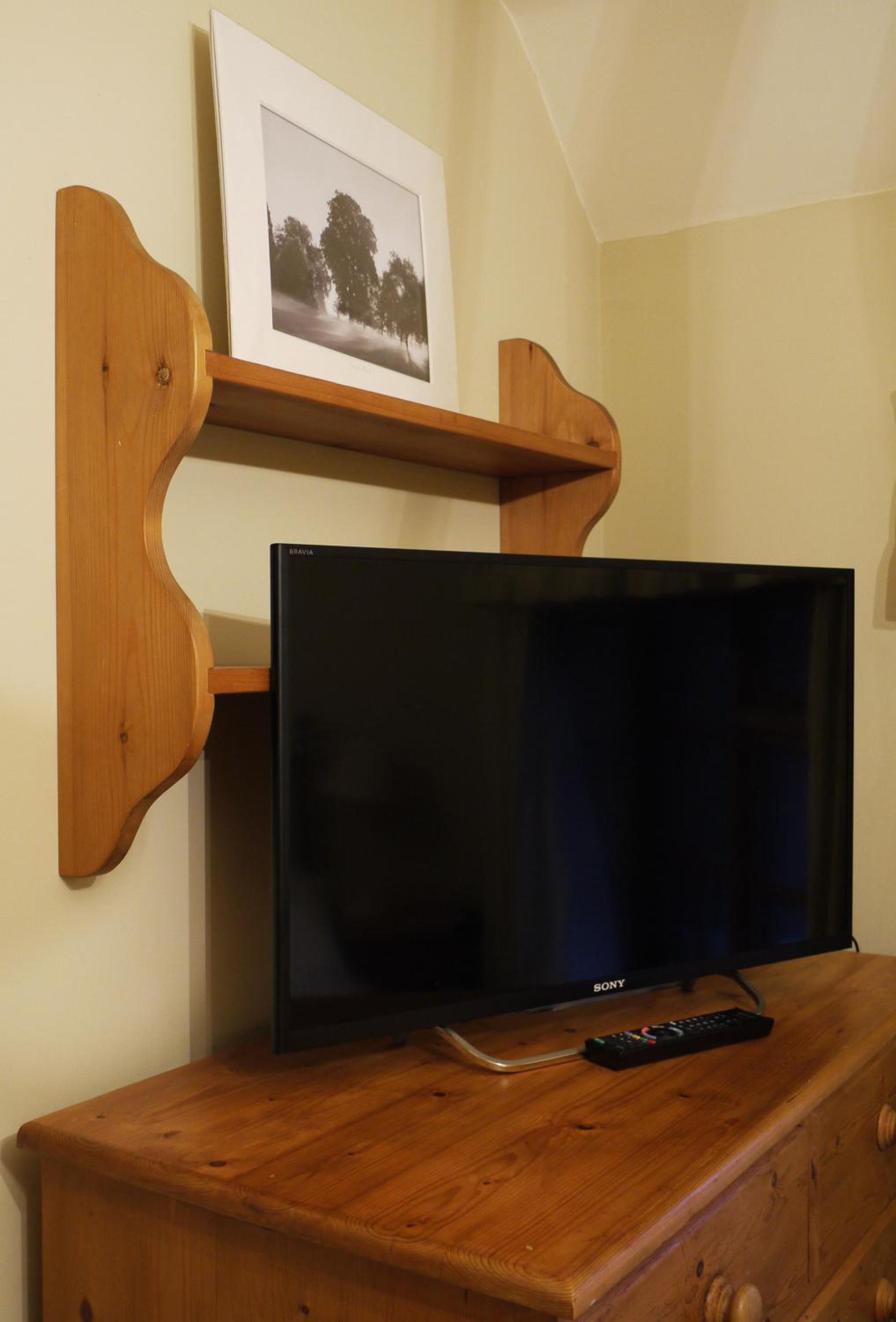 Double Room - Photo 6
