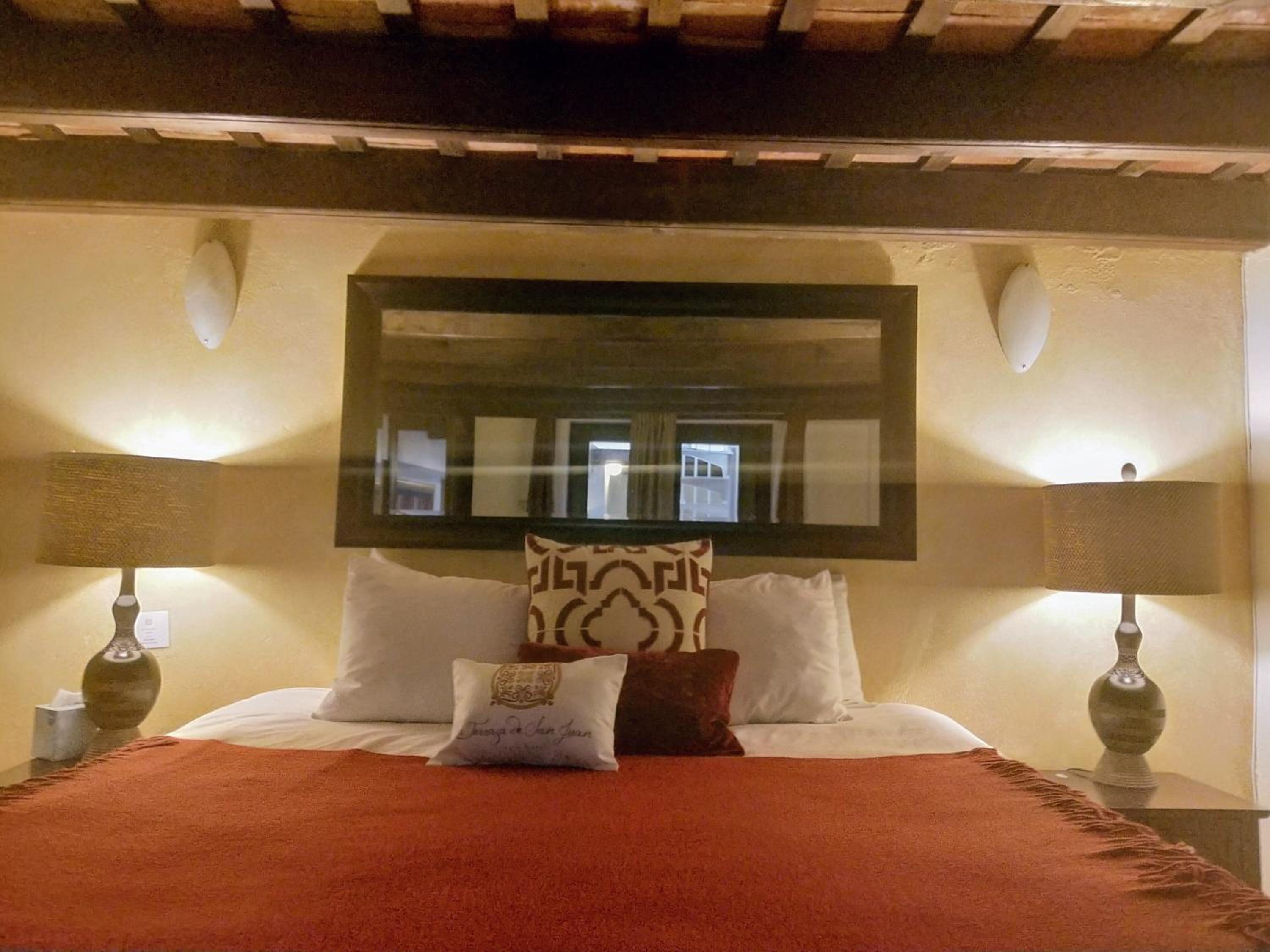 Family Room - Photo 4