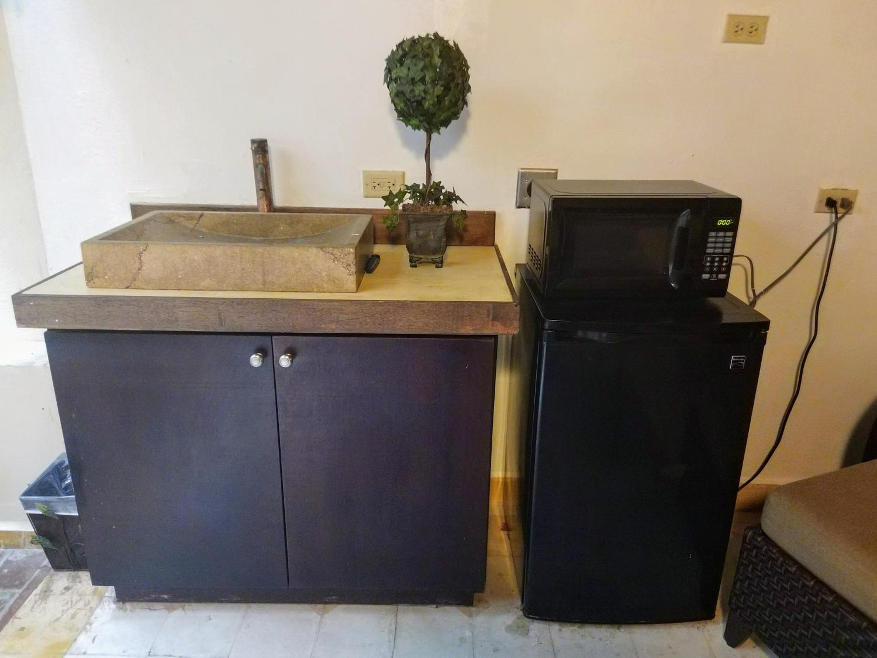 Family Room - Photo 10