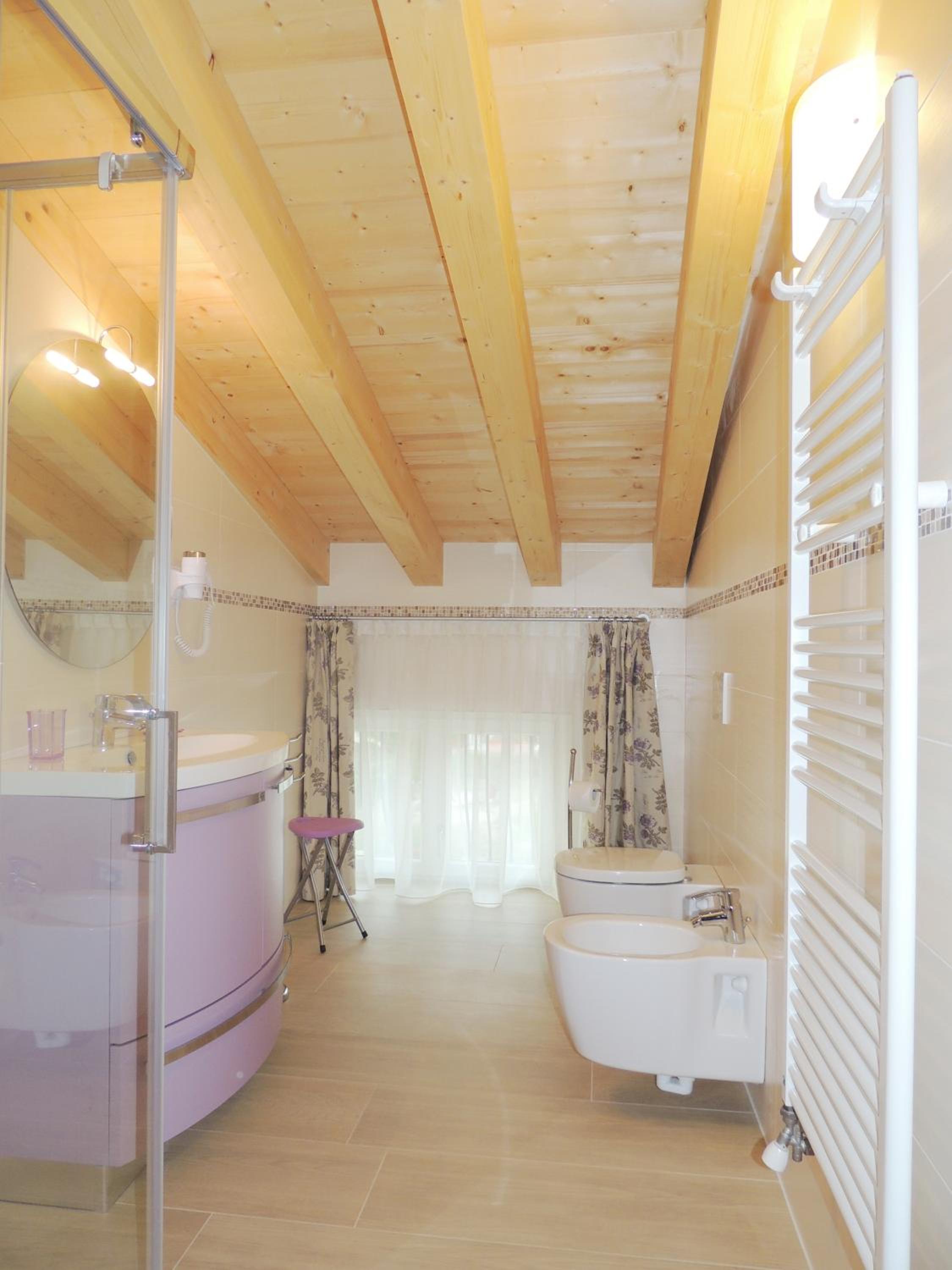 Superior Double or Twin Room - Photo 12