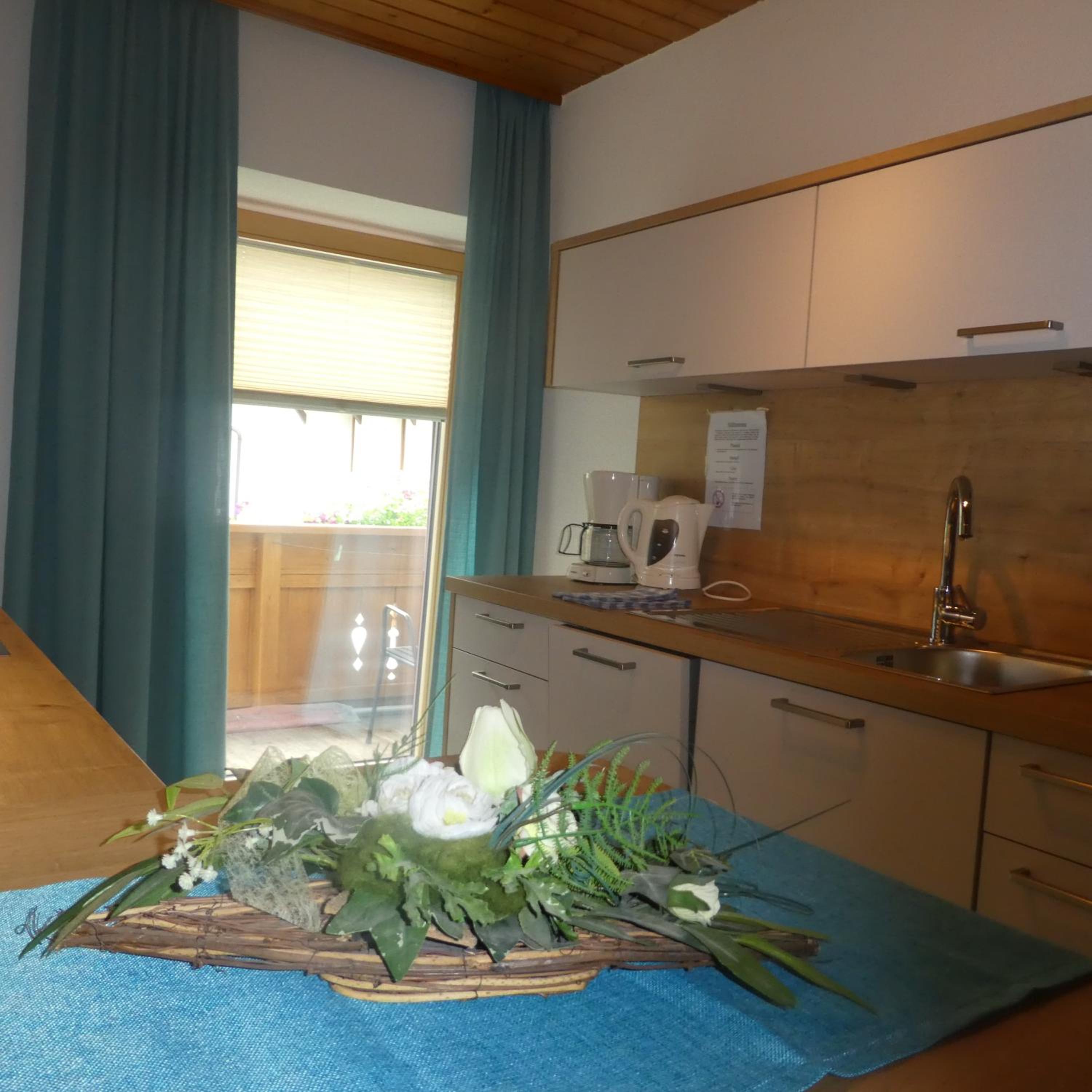 Apartment photo 3