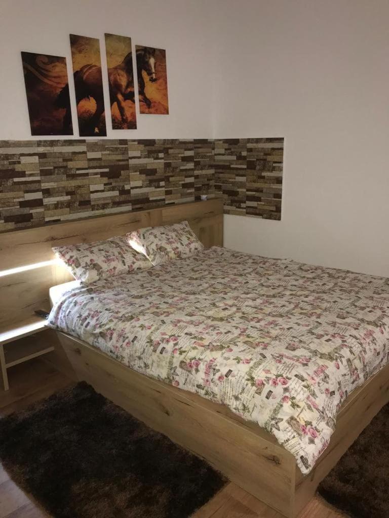Deluxe Apartment - Photo 1