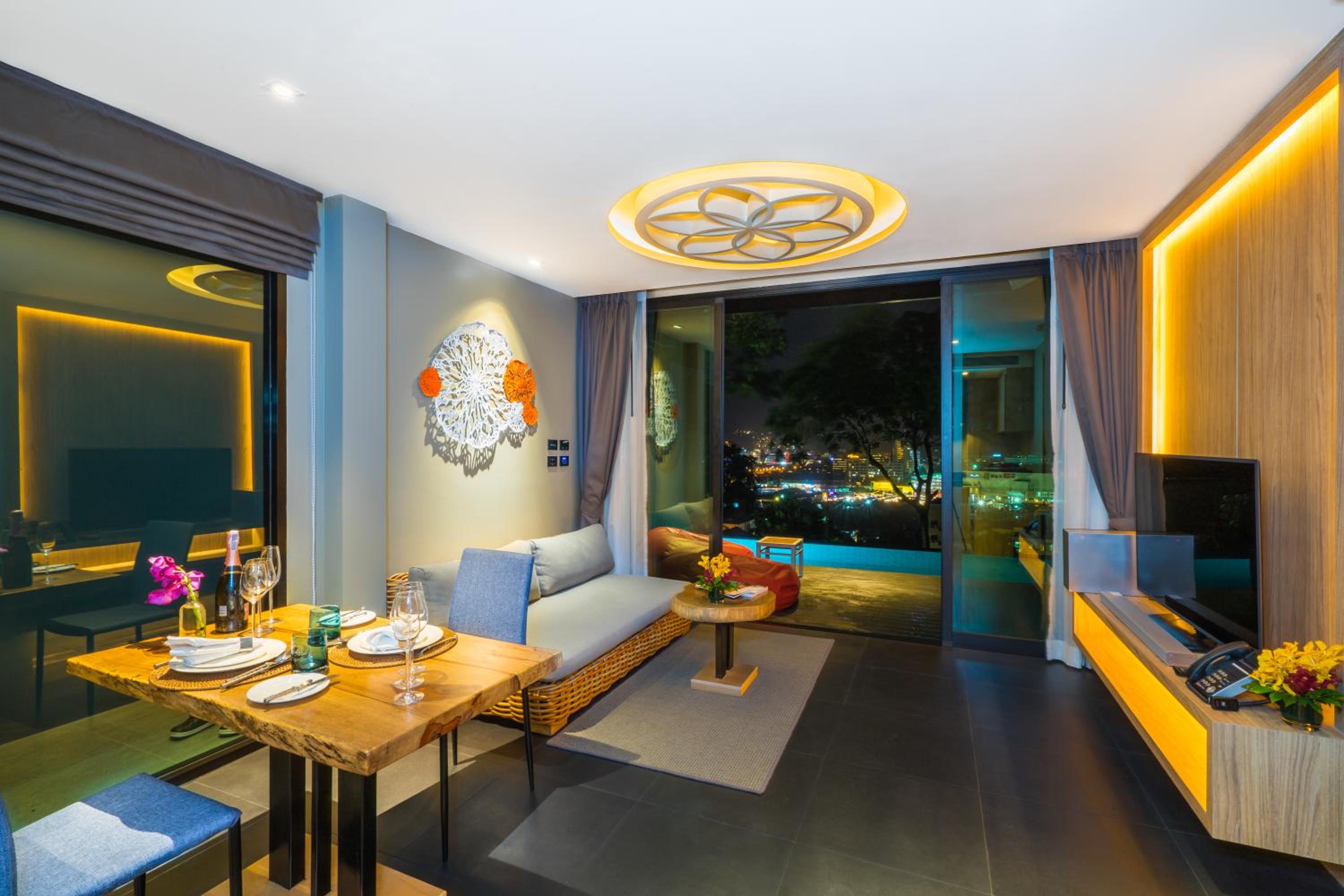 One Bedroom Pool Villa Sea View
