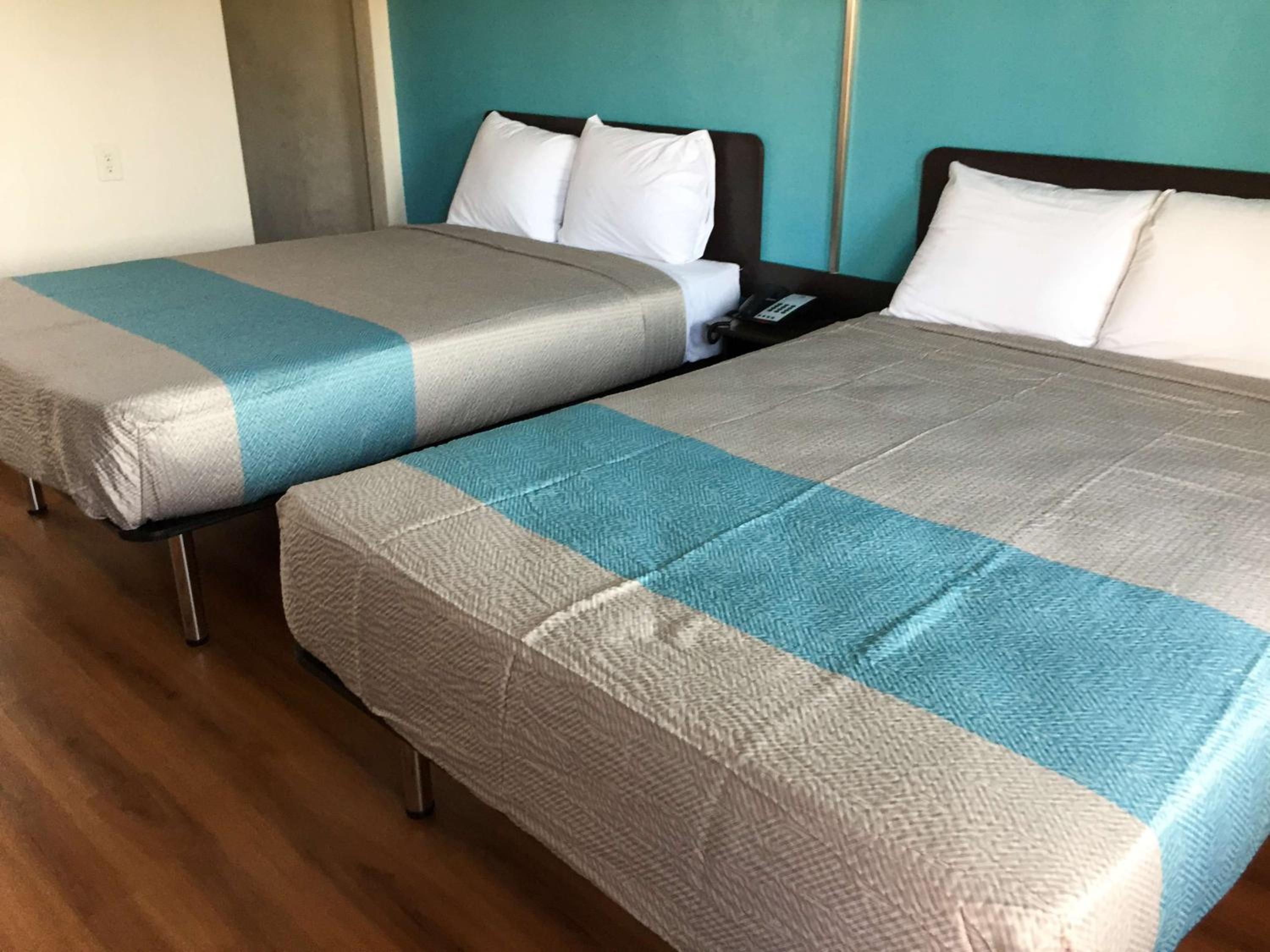 Deluxe Quadruple Room - Non-Smoking photo 1