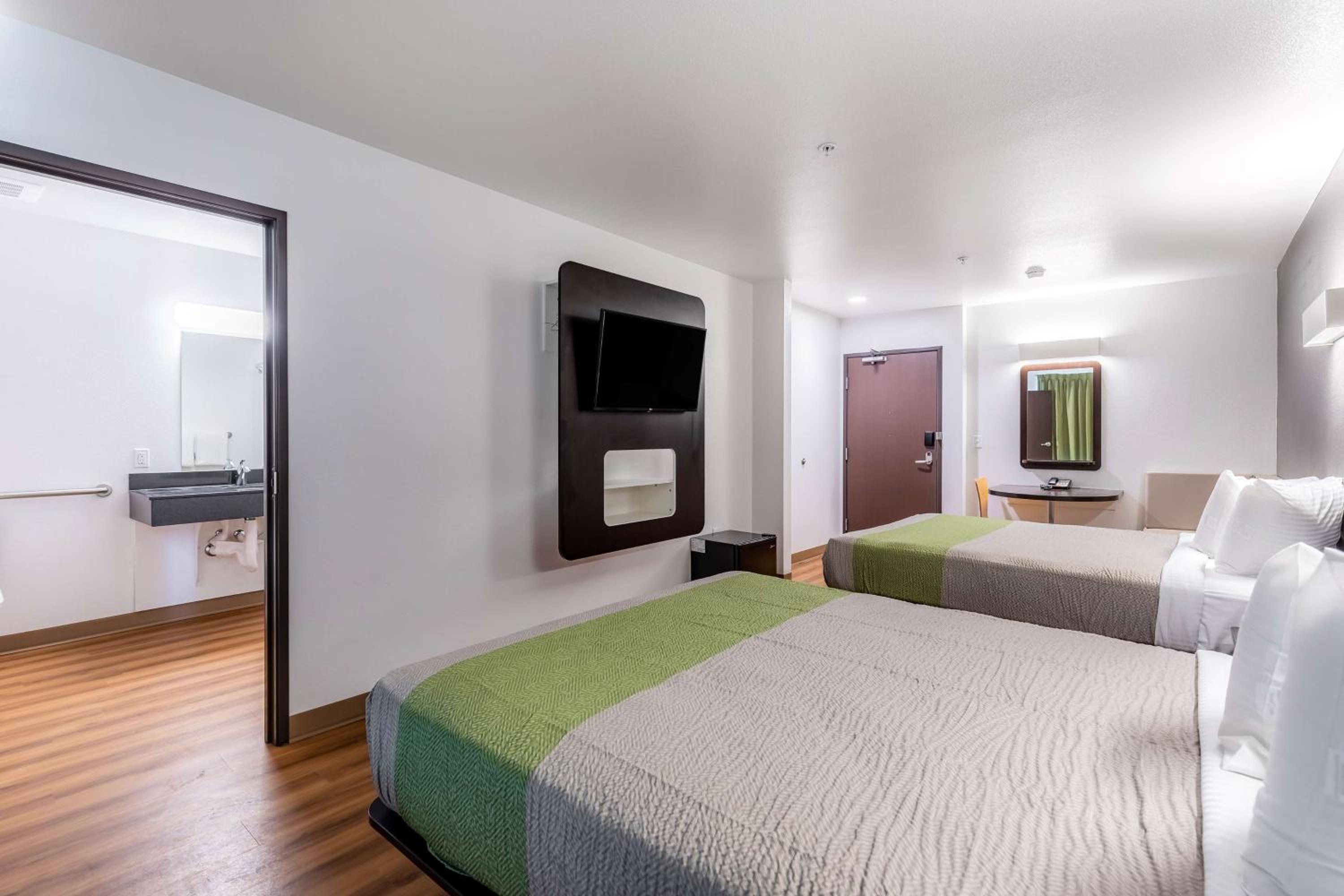 2 QUEEN BEDS | MOBILITY ACCESSIBLE | RI SHWR | MINI FRIDGE | NON-SMOKING | Free Parking at Motel 6-Las Vegas, NV - Motor Speedway in Las Vegas