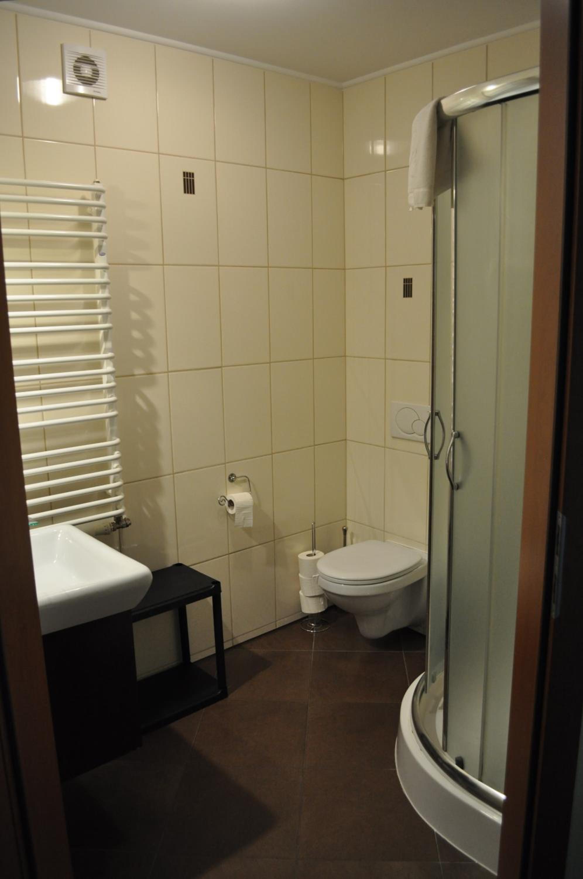 Double or Twin Room photo 3