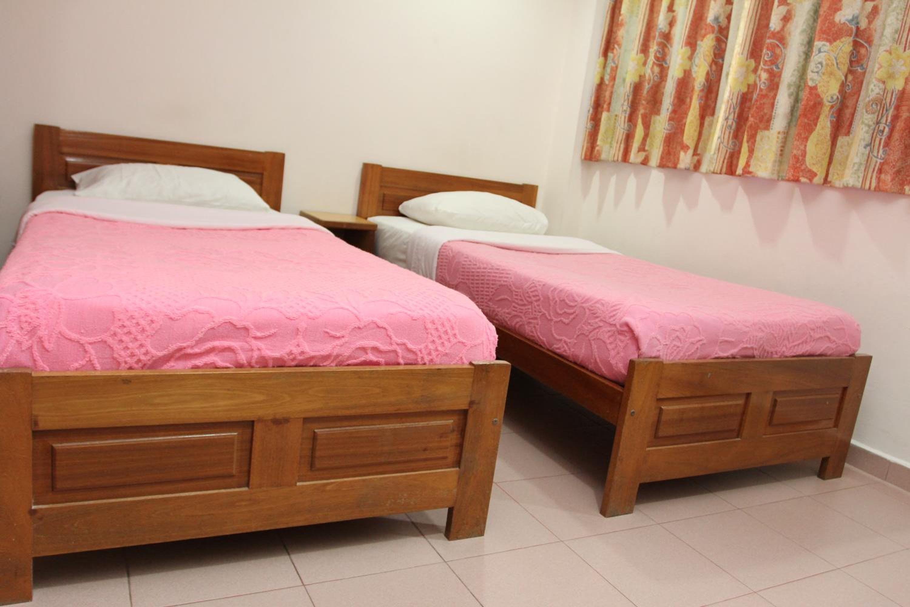 Standard Twin Room photo 2