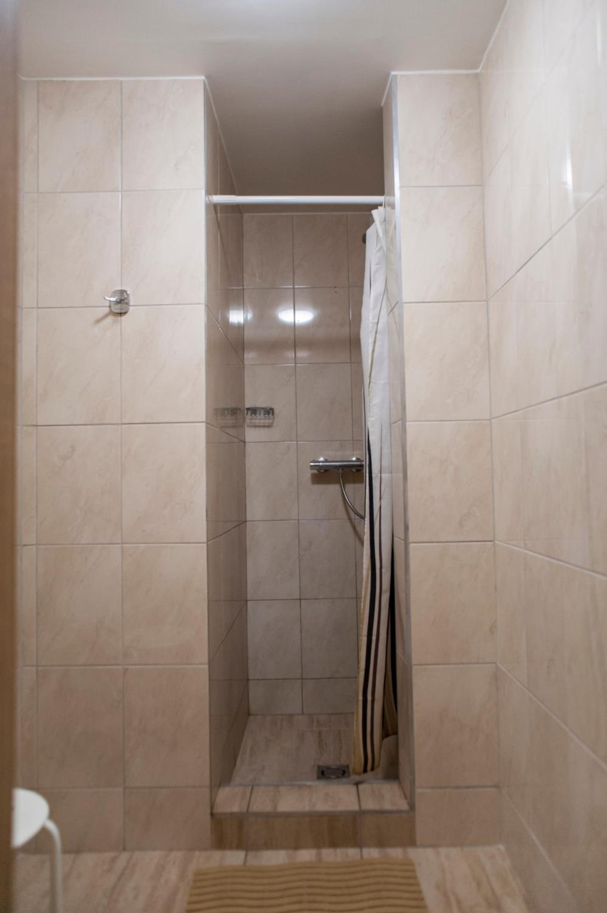 Double Room with Shared Bathroom photo 3