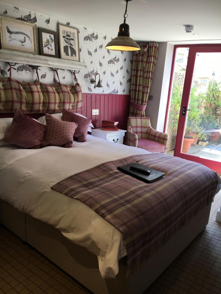 Deluxe Double Room with Bath photo 1