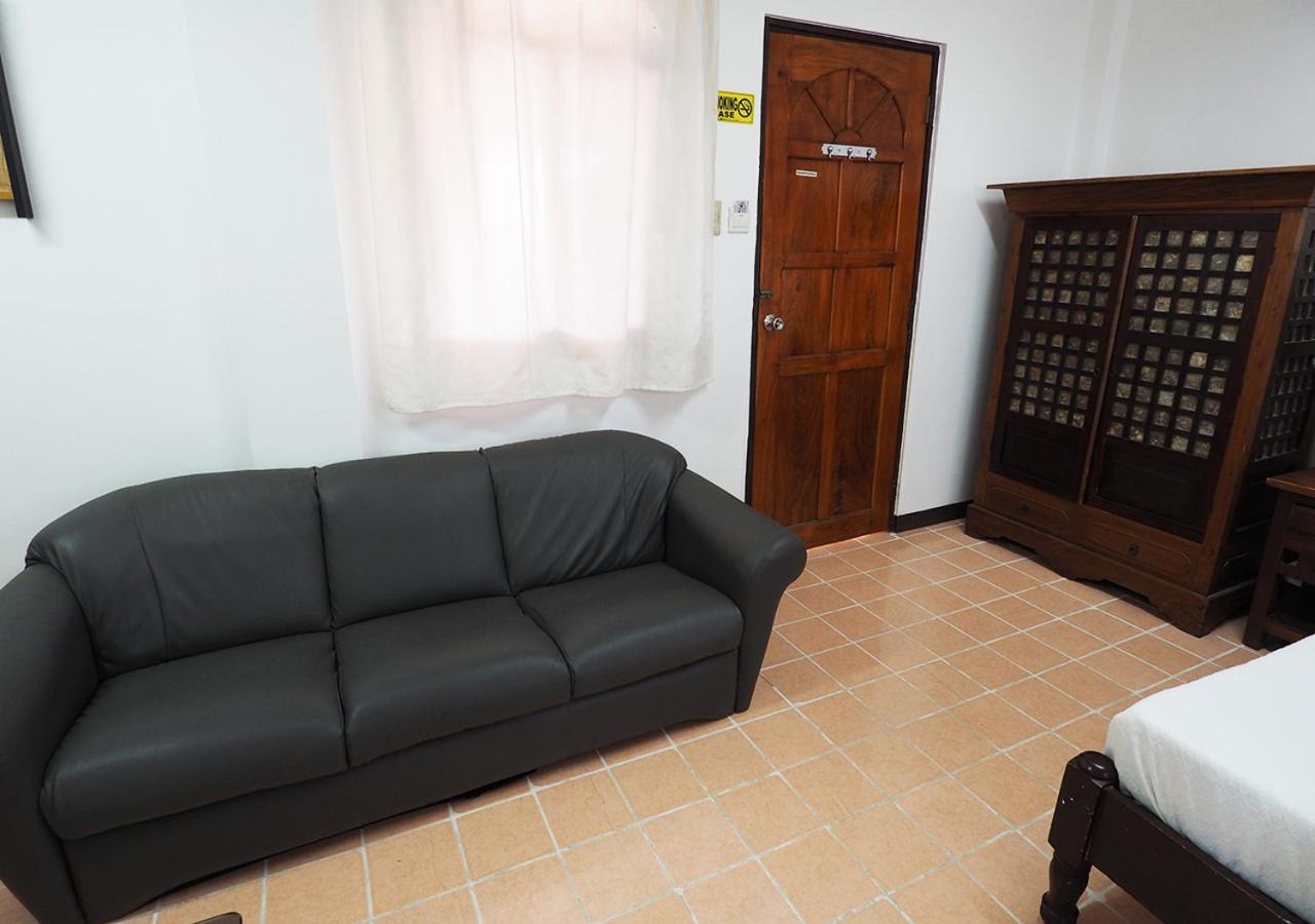 Deluxe Family Room photo 3