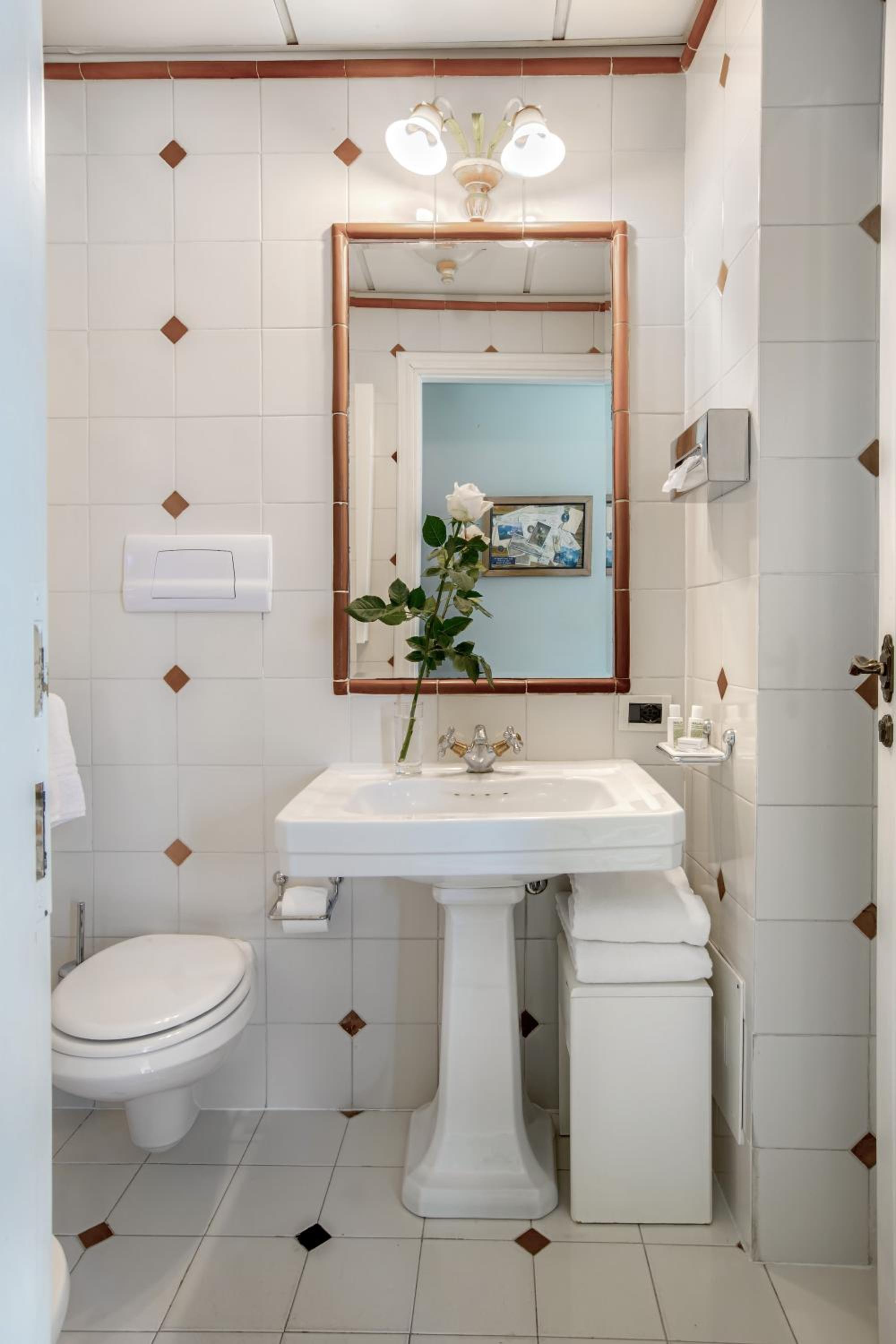 Basic Double Room - Photo 2