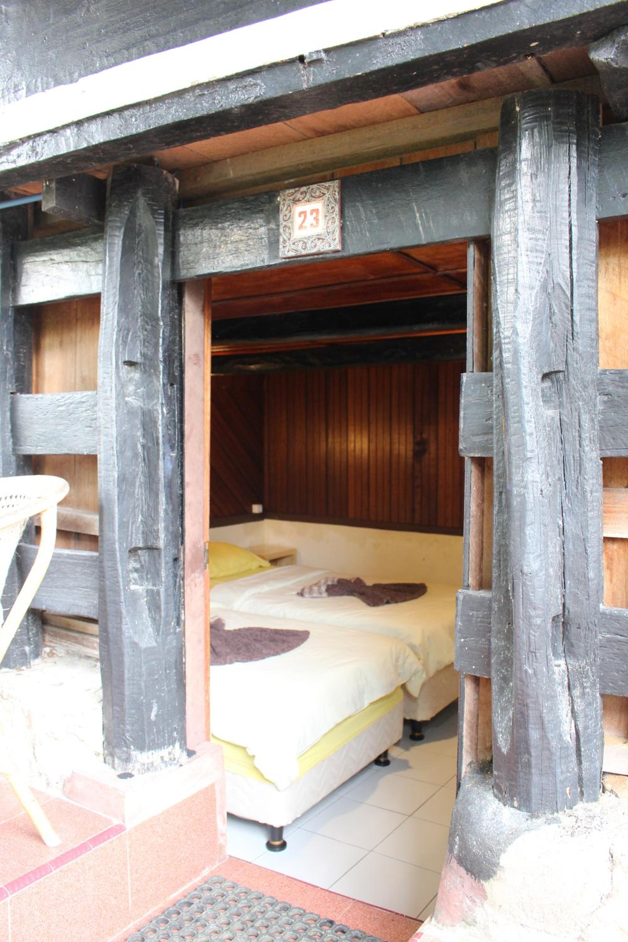 Economy Twin Room photo 1