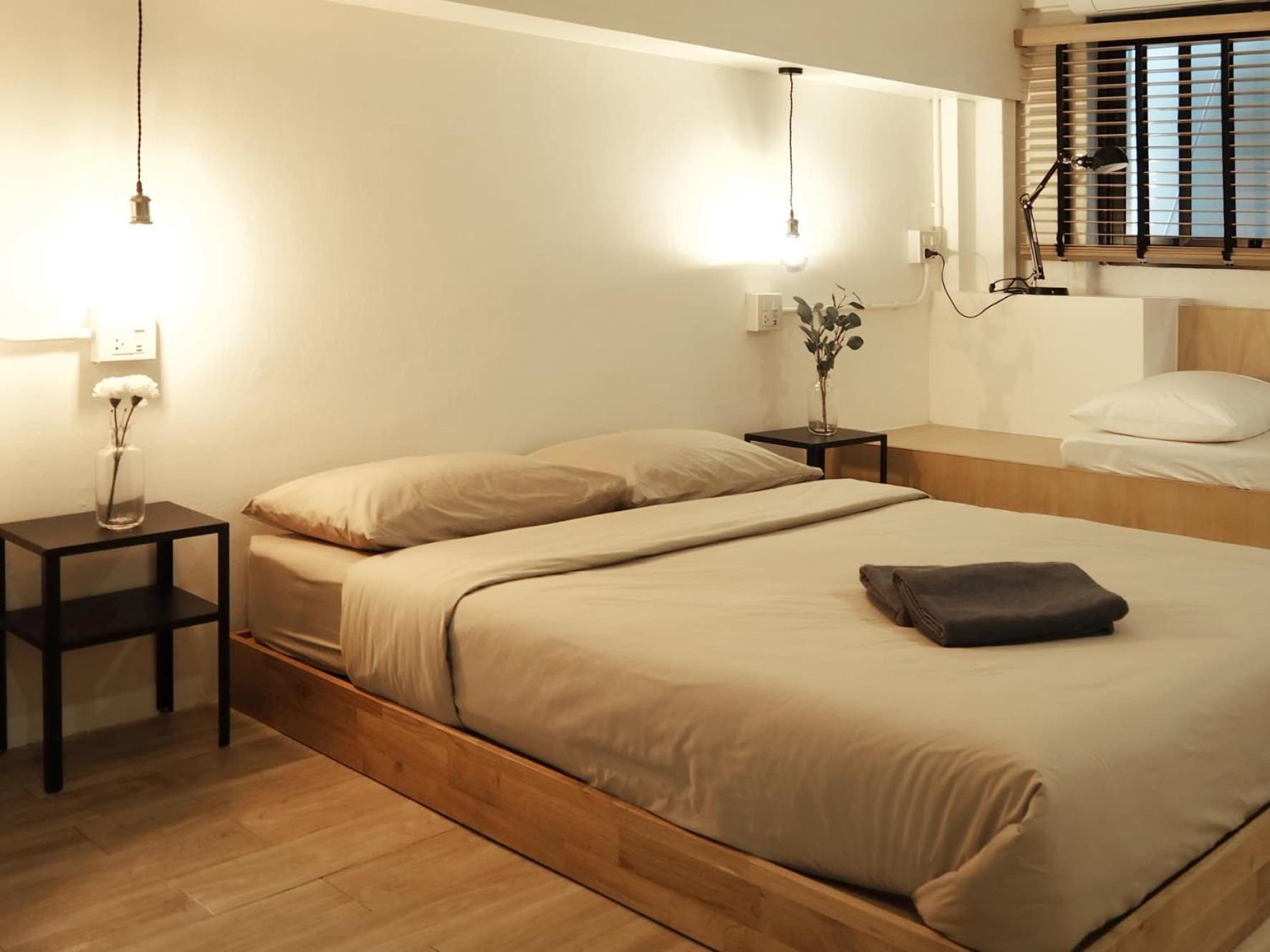 Quadruple Room with Shared Bathroom photo 2