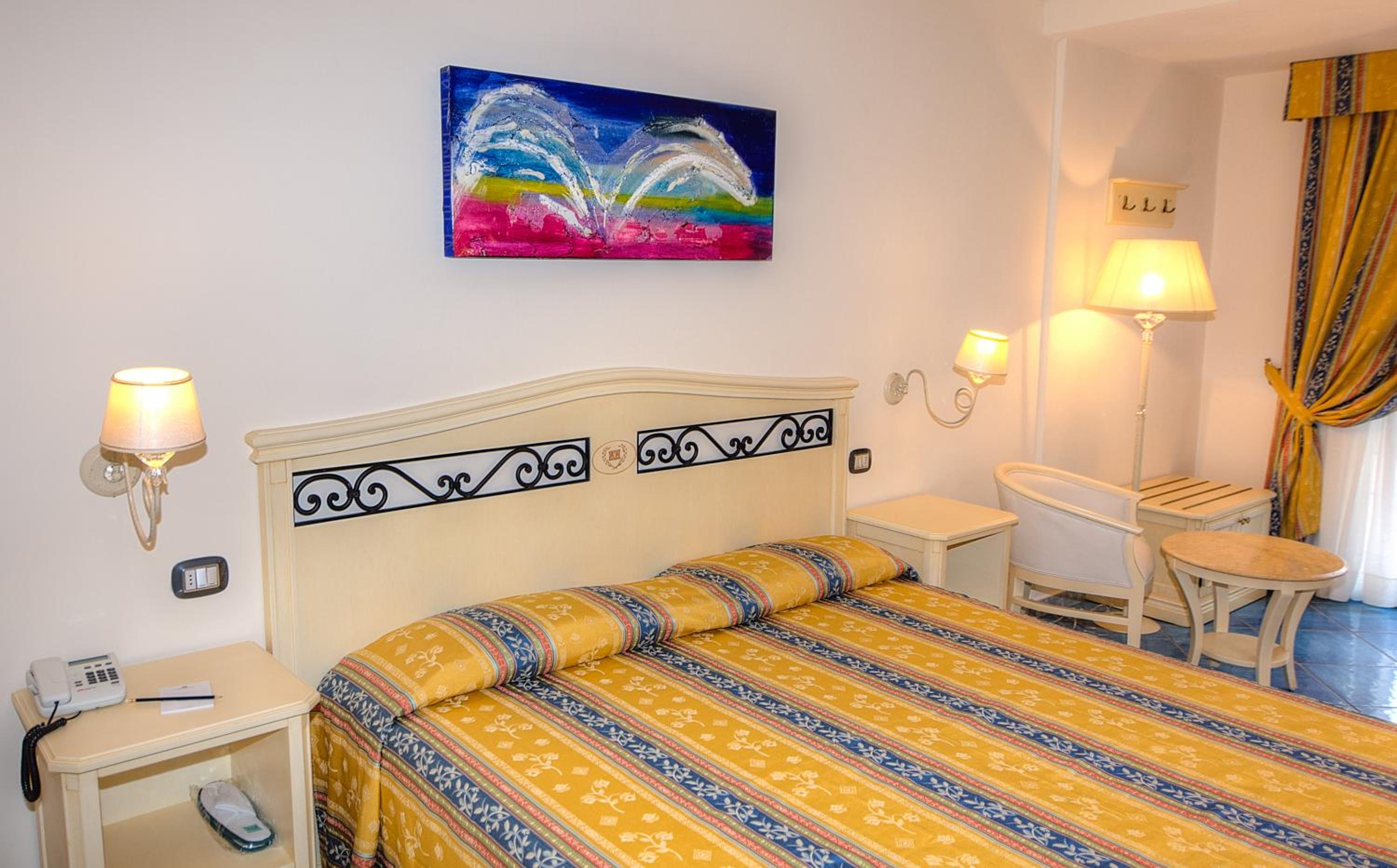 Standard Double Room photo 3