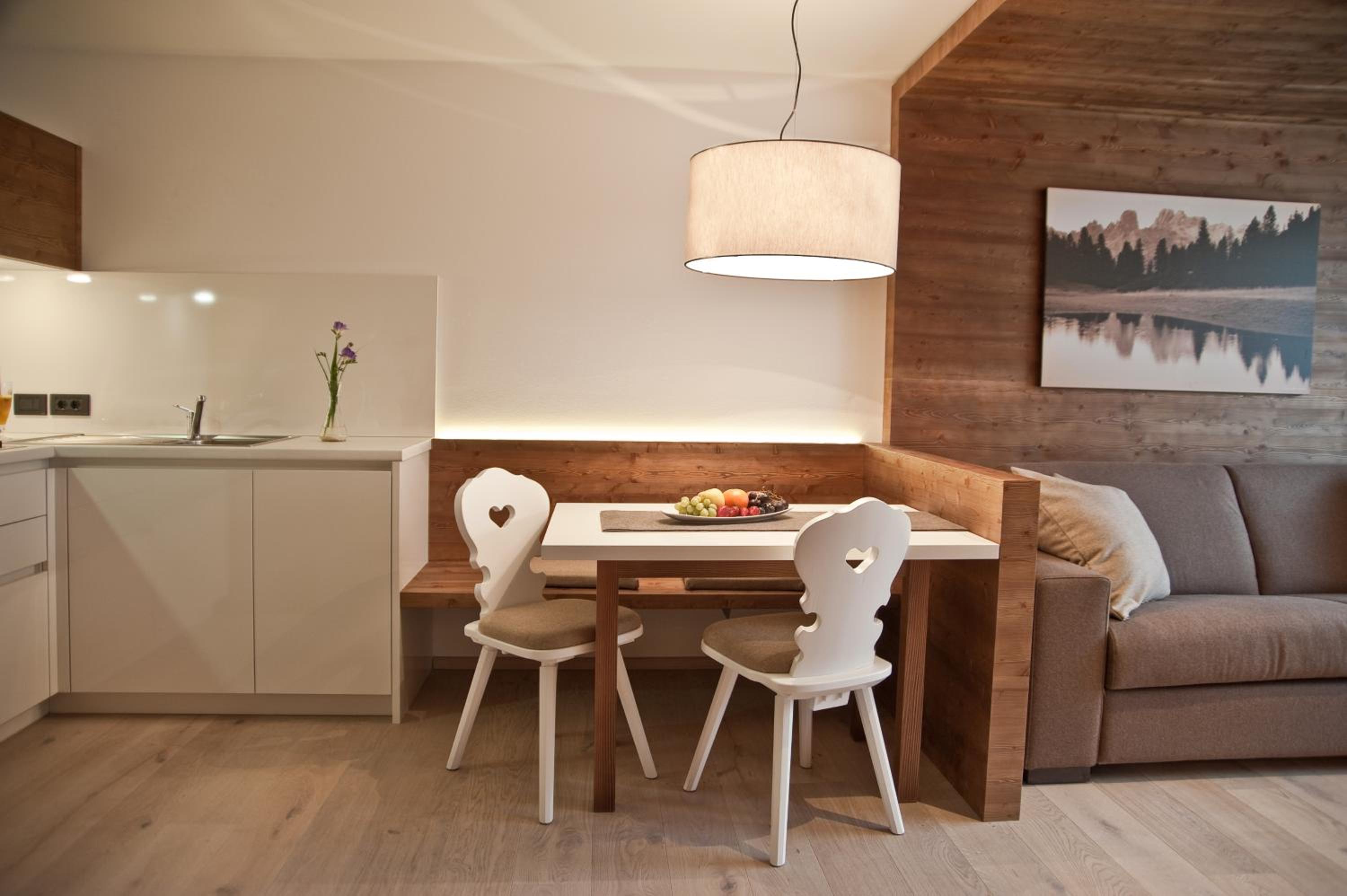 Family Apartment with Balcony - Cristallo photo 2