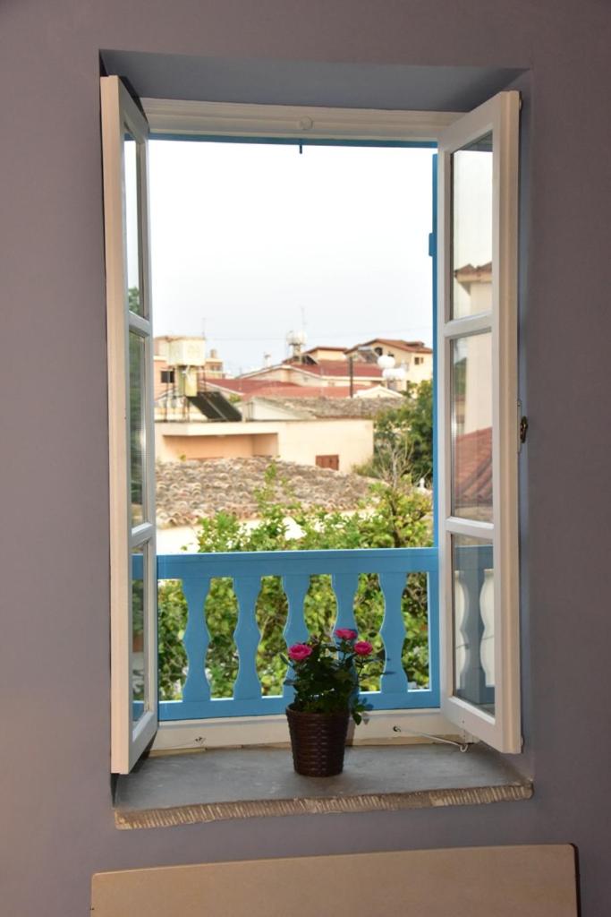 Two-Bedroom Apartment - Photo 22