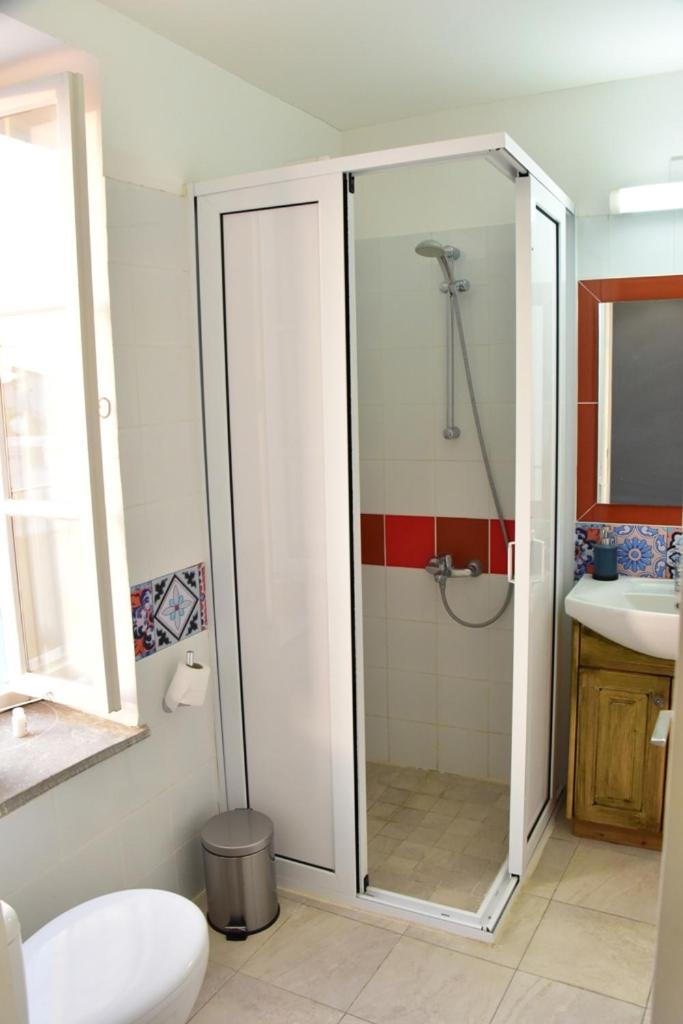 Two-Bedroom Apartment - Photo 24