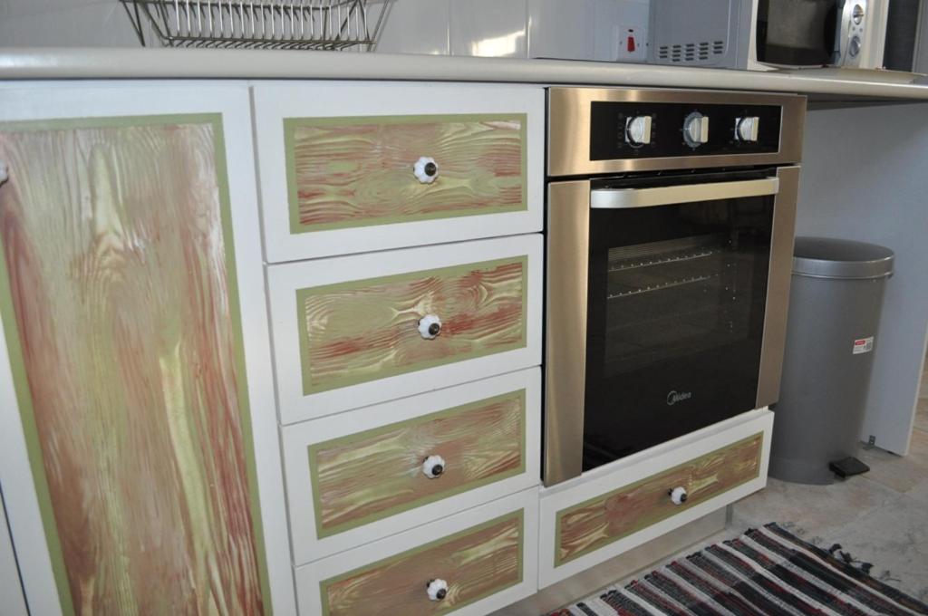 Two-Bedroom Apartment - Photo 10
