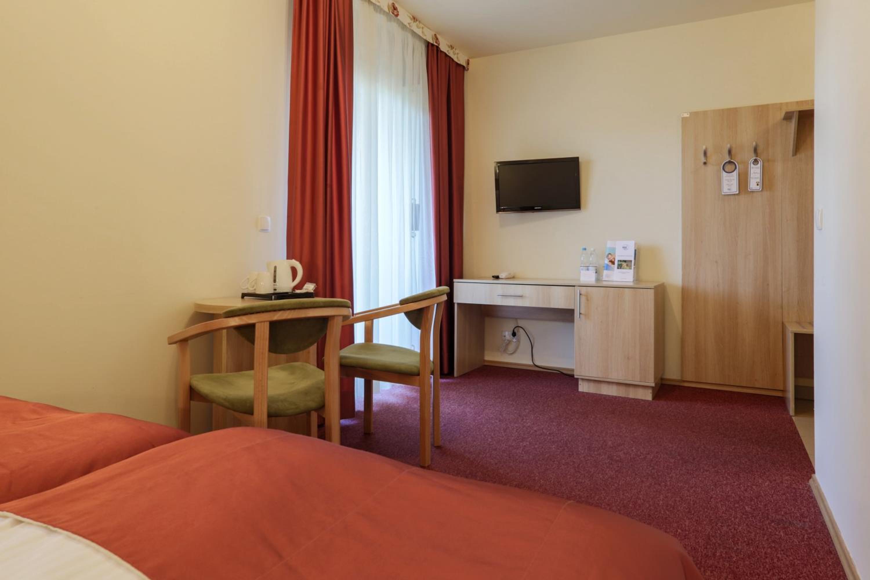 Standard Double Room with Terrace - Photo 4