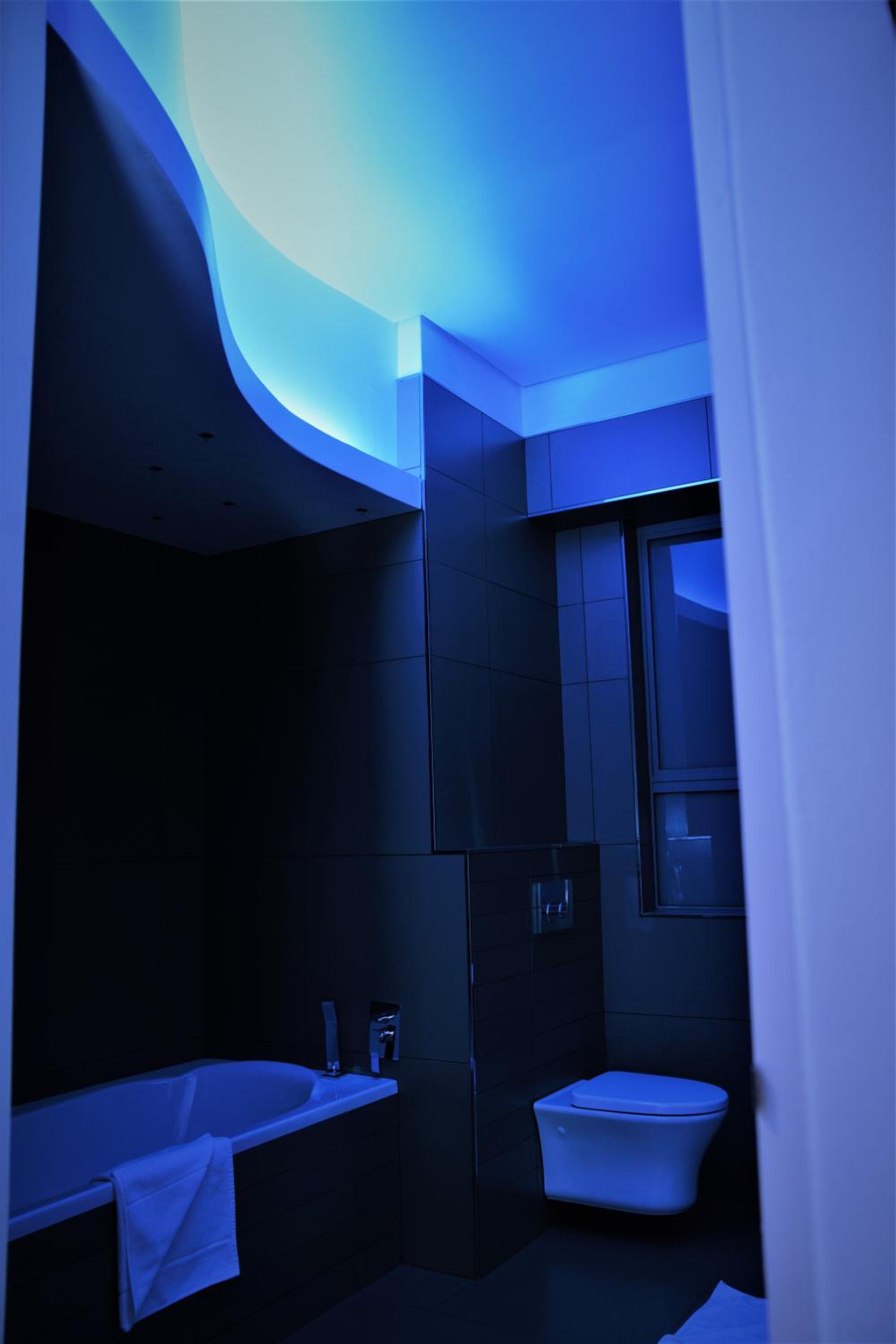 Single Room with Private Bathroom photo 3