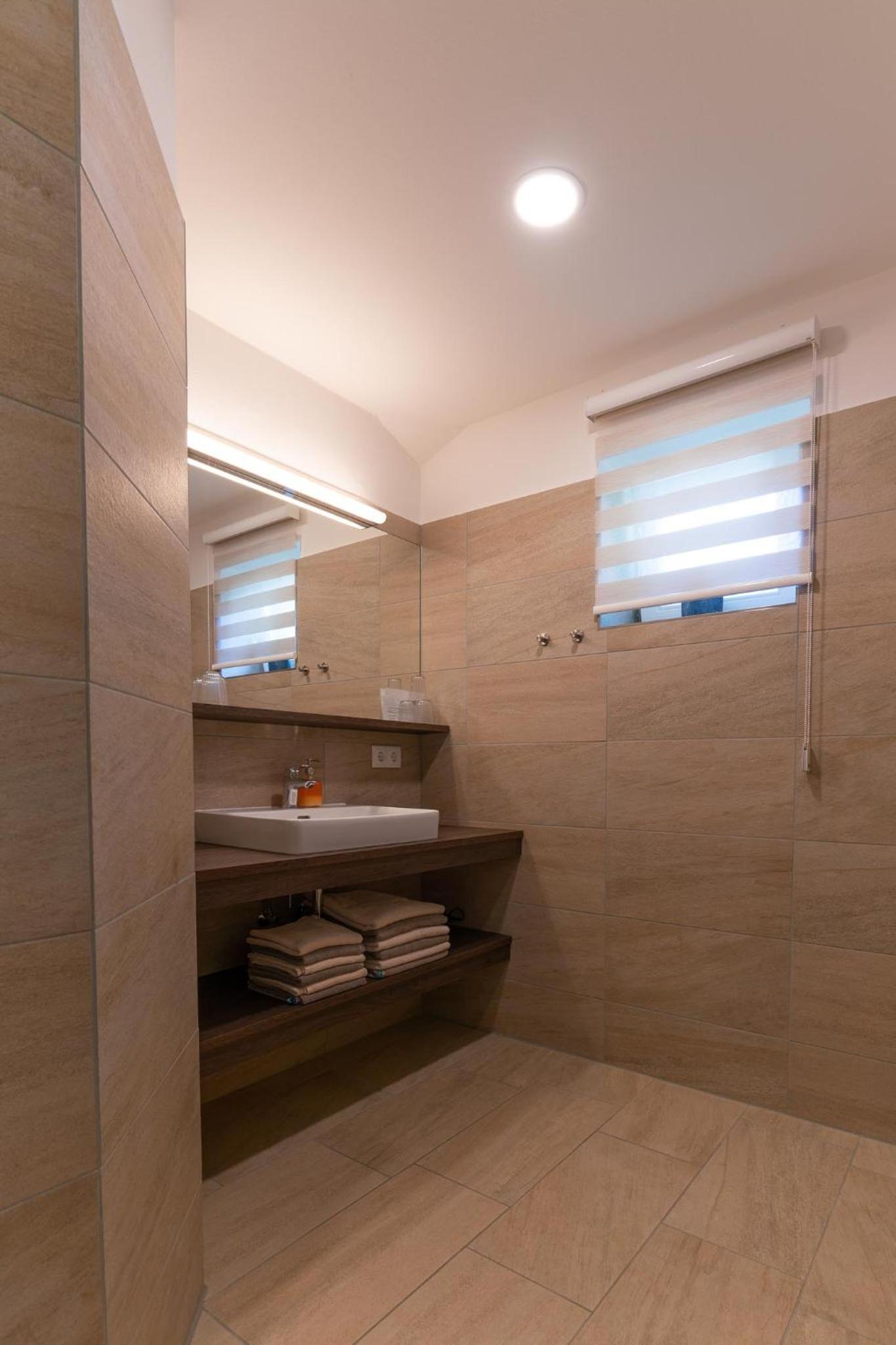 One-Bedroom Apartment with Balcony - Photo 14