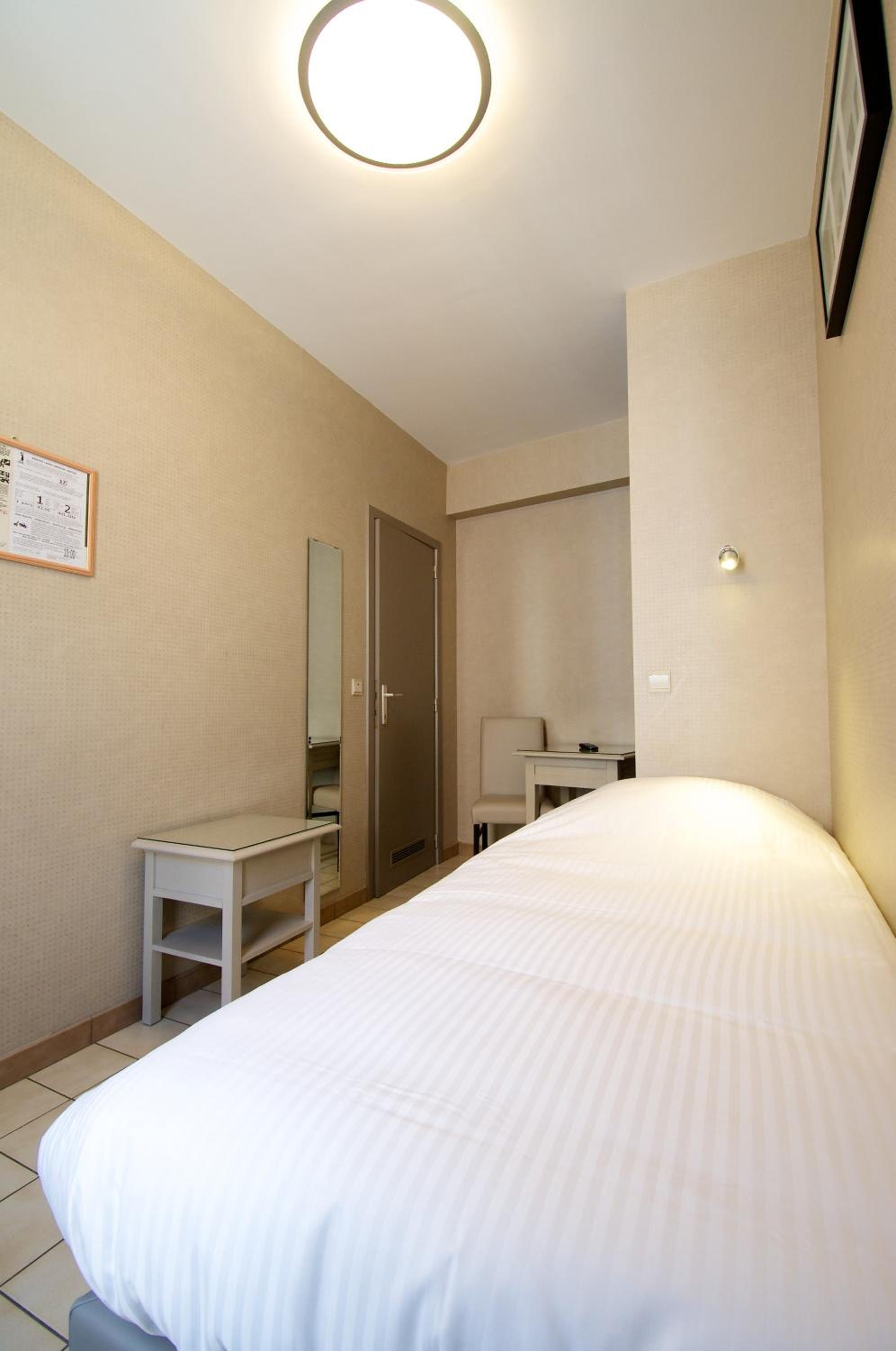 Standard Single Room photo 2