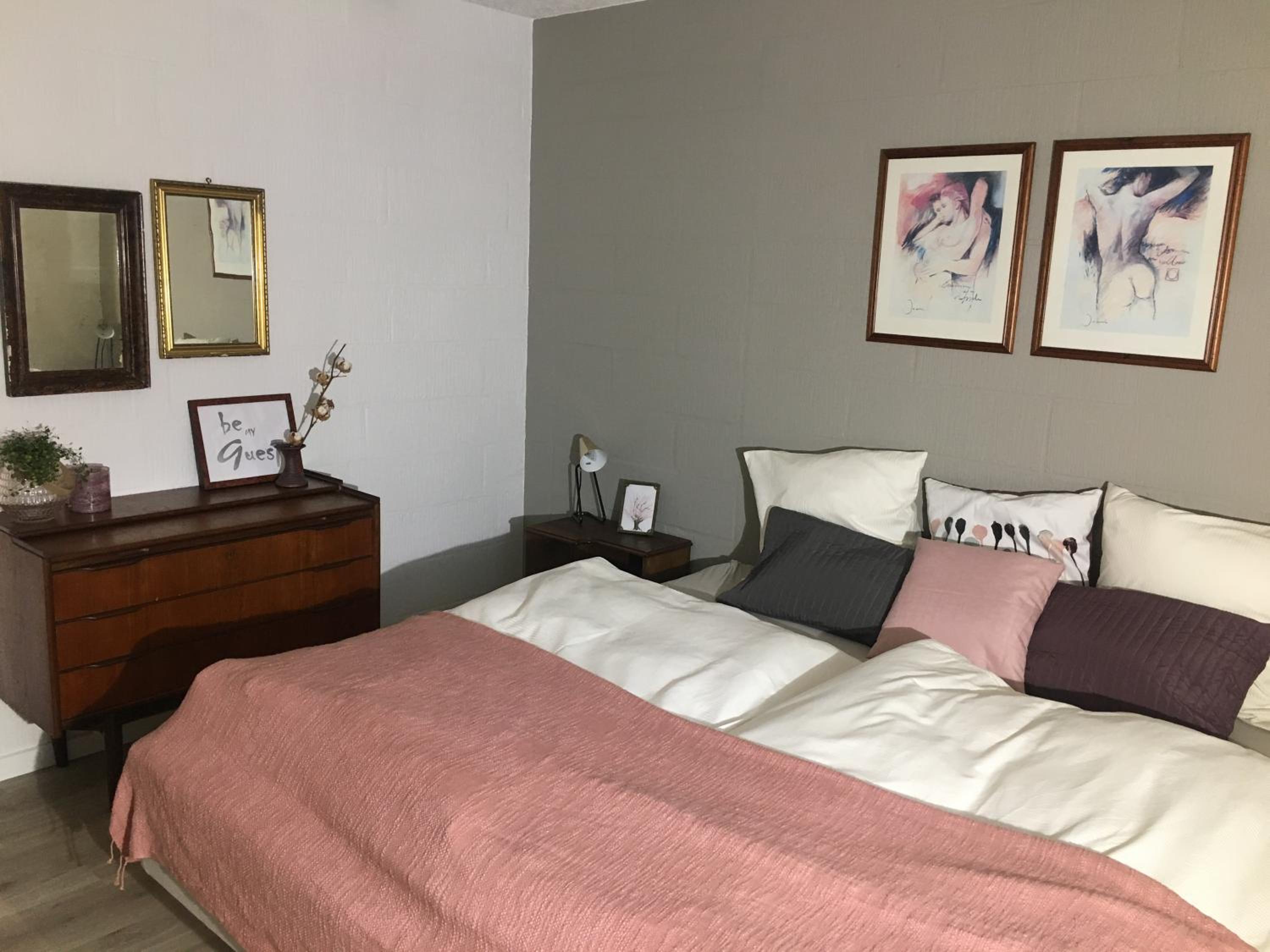 Double or Twin Room with Shared Bathroom photo 3