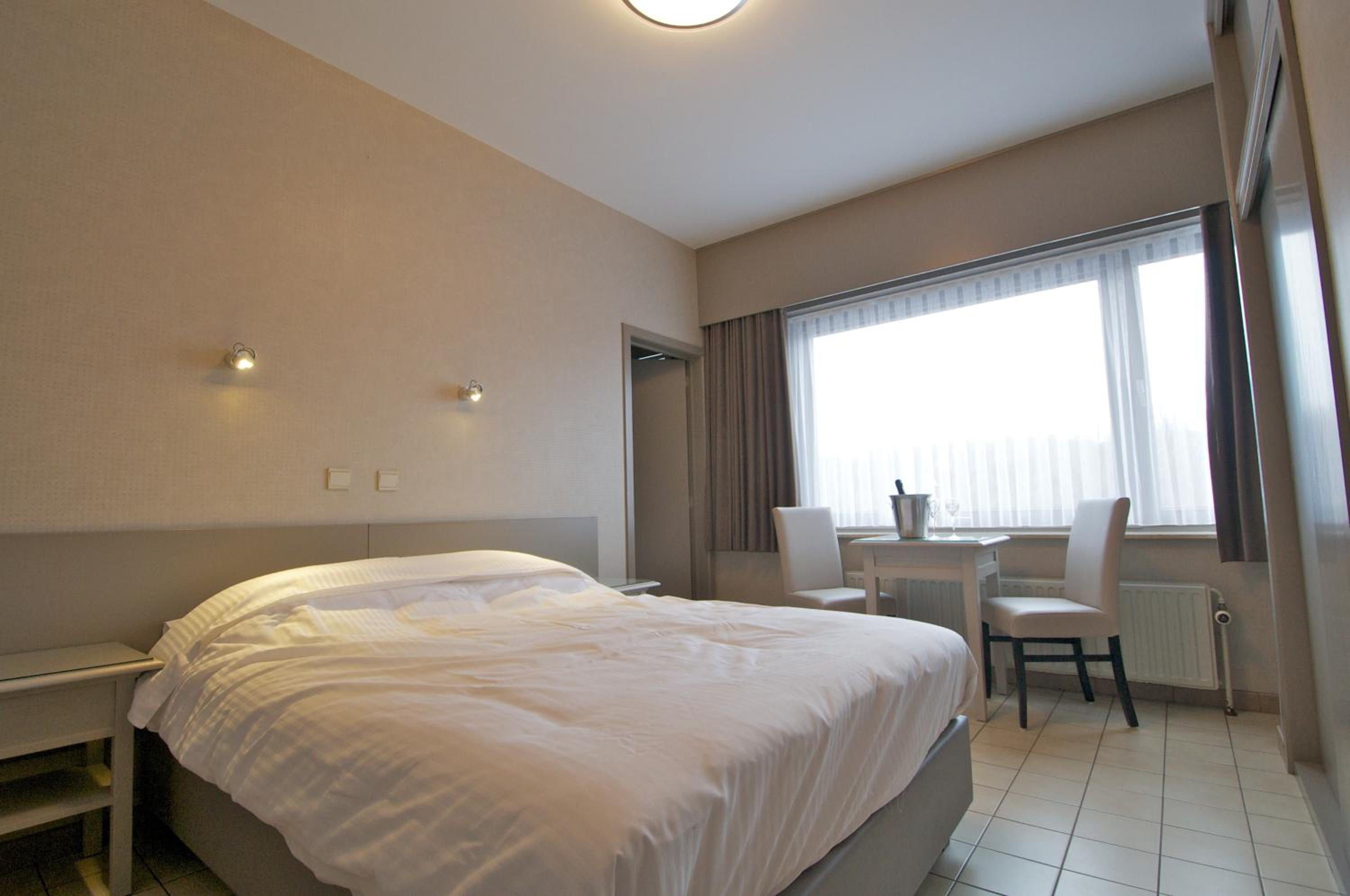 Large Single Room photo 1