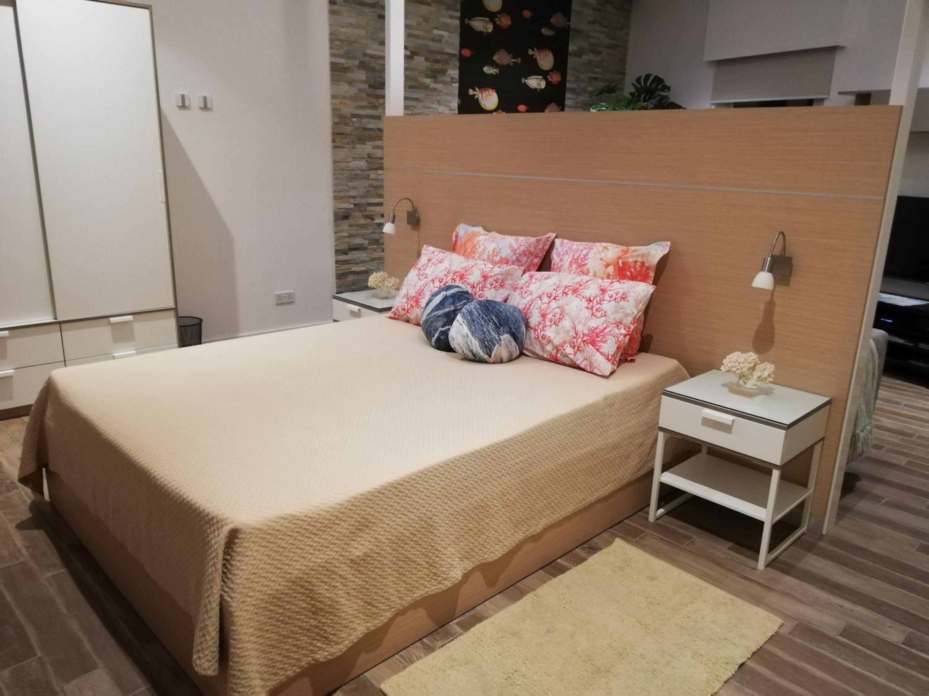 Apartment photo 1