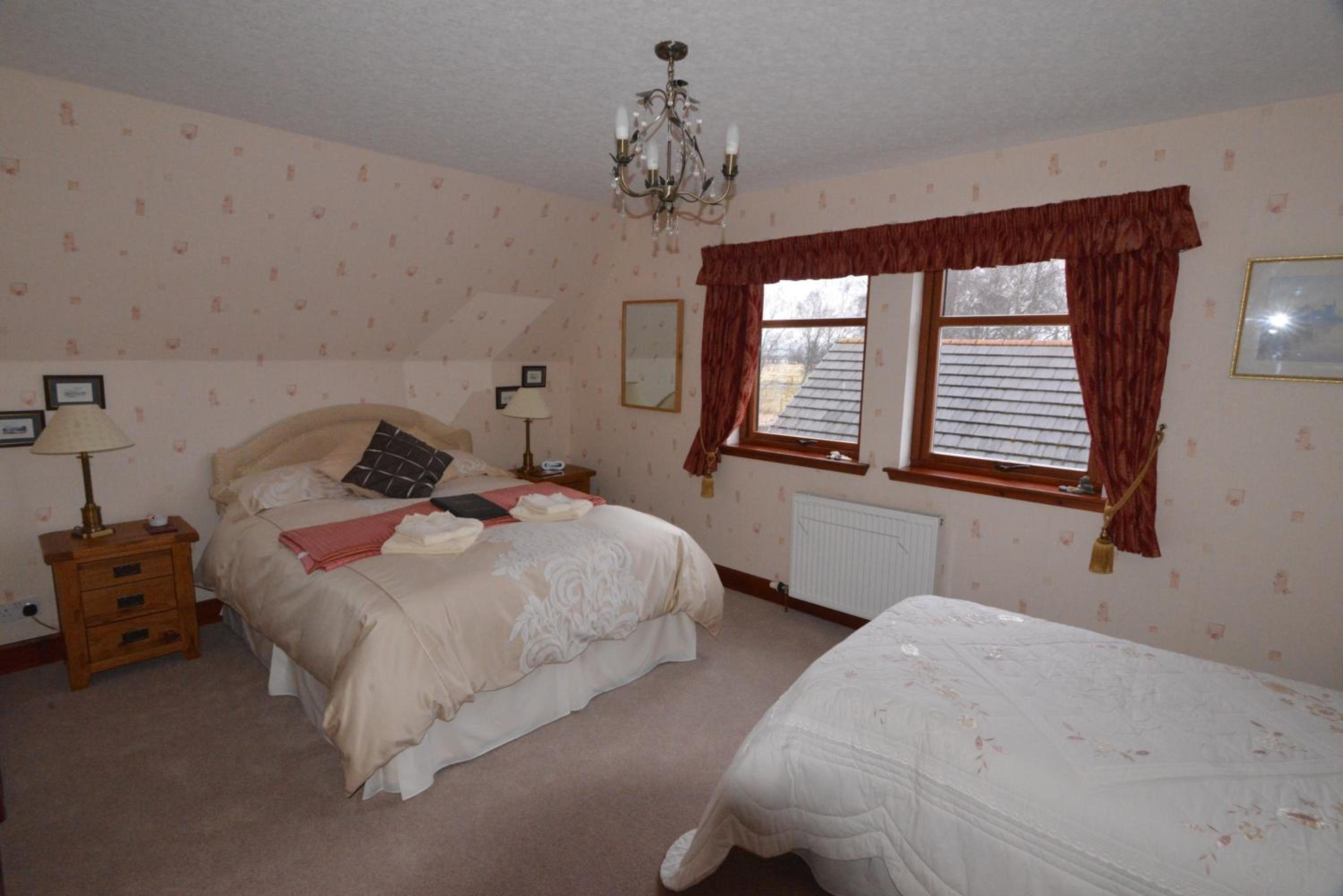 Deluxe King Room photo 1
