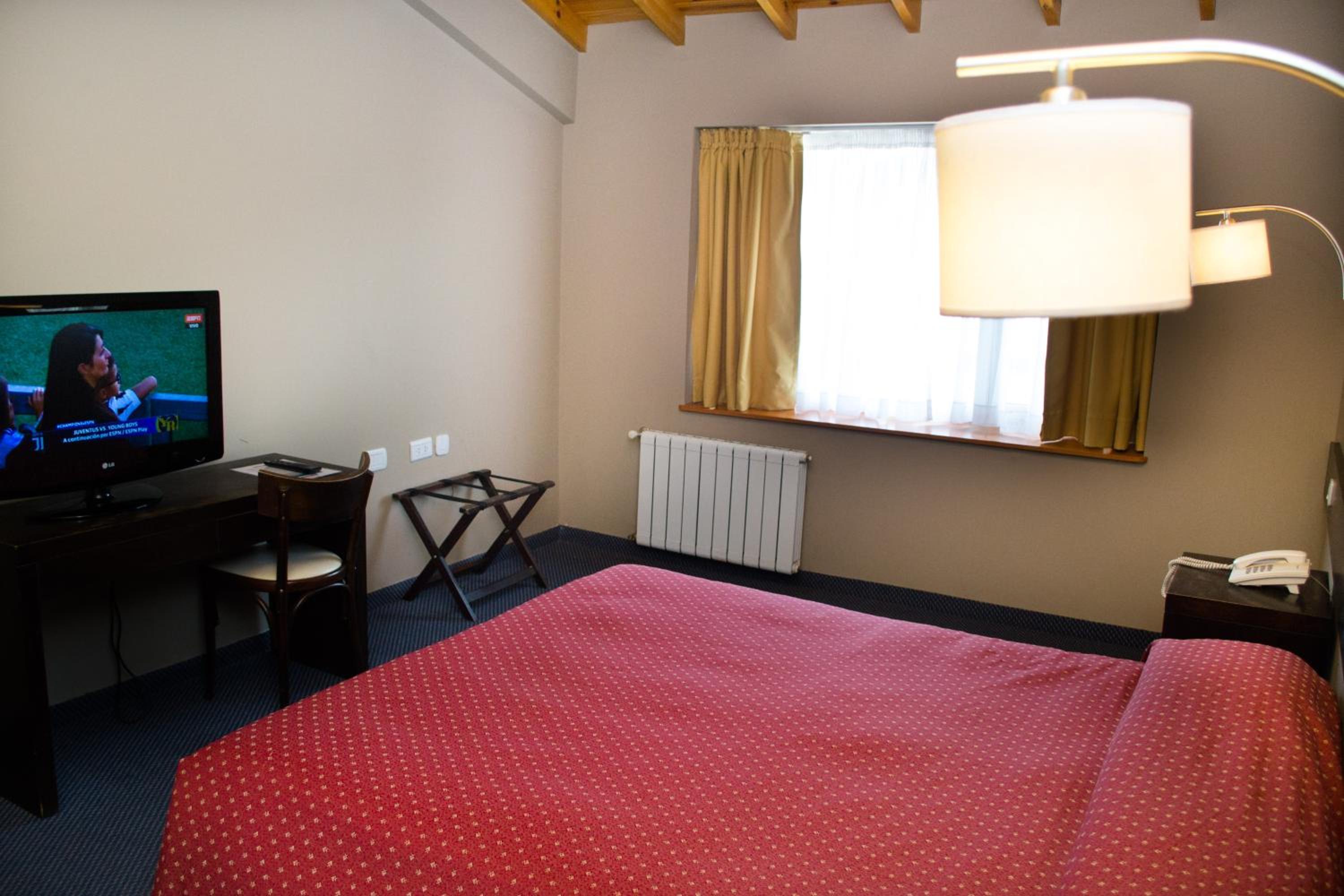 Basic Triple Room photo 1