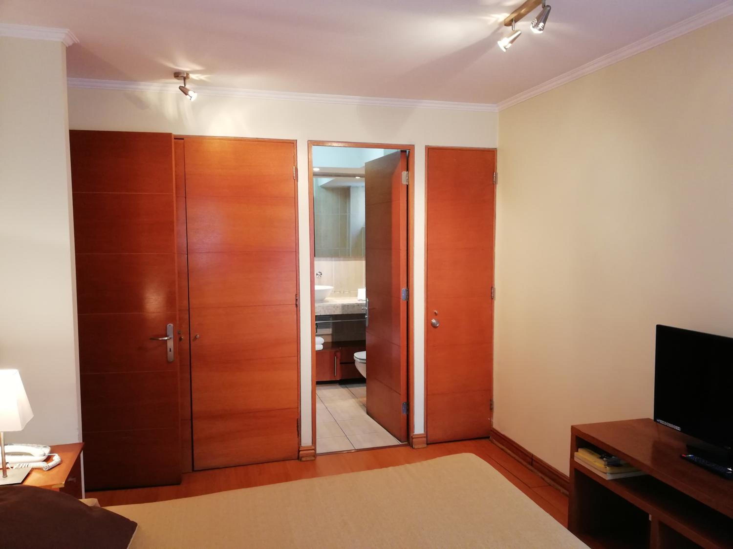 Studio Apartment photo 3