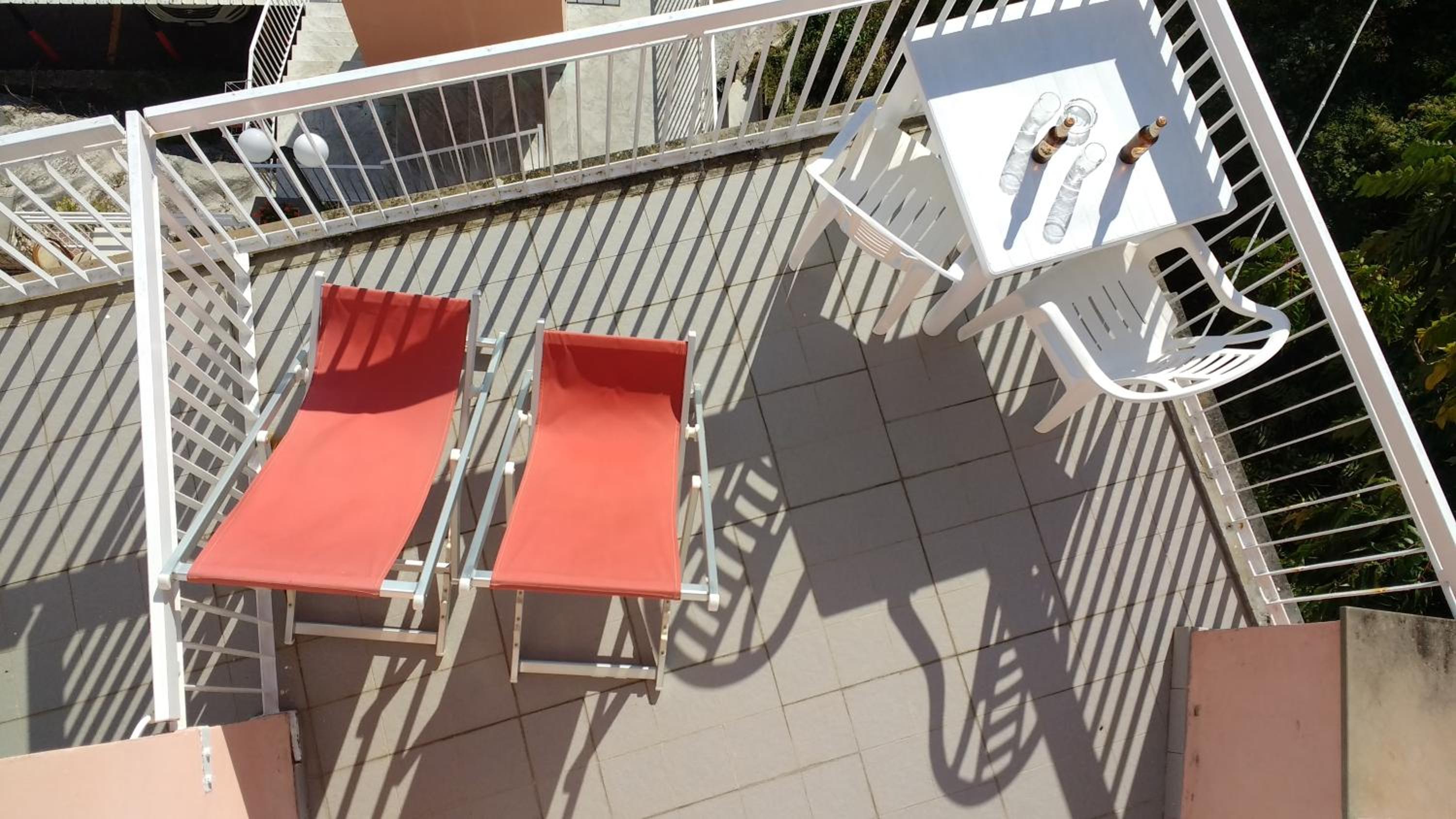 Double Room with Terrace - Photo 3