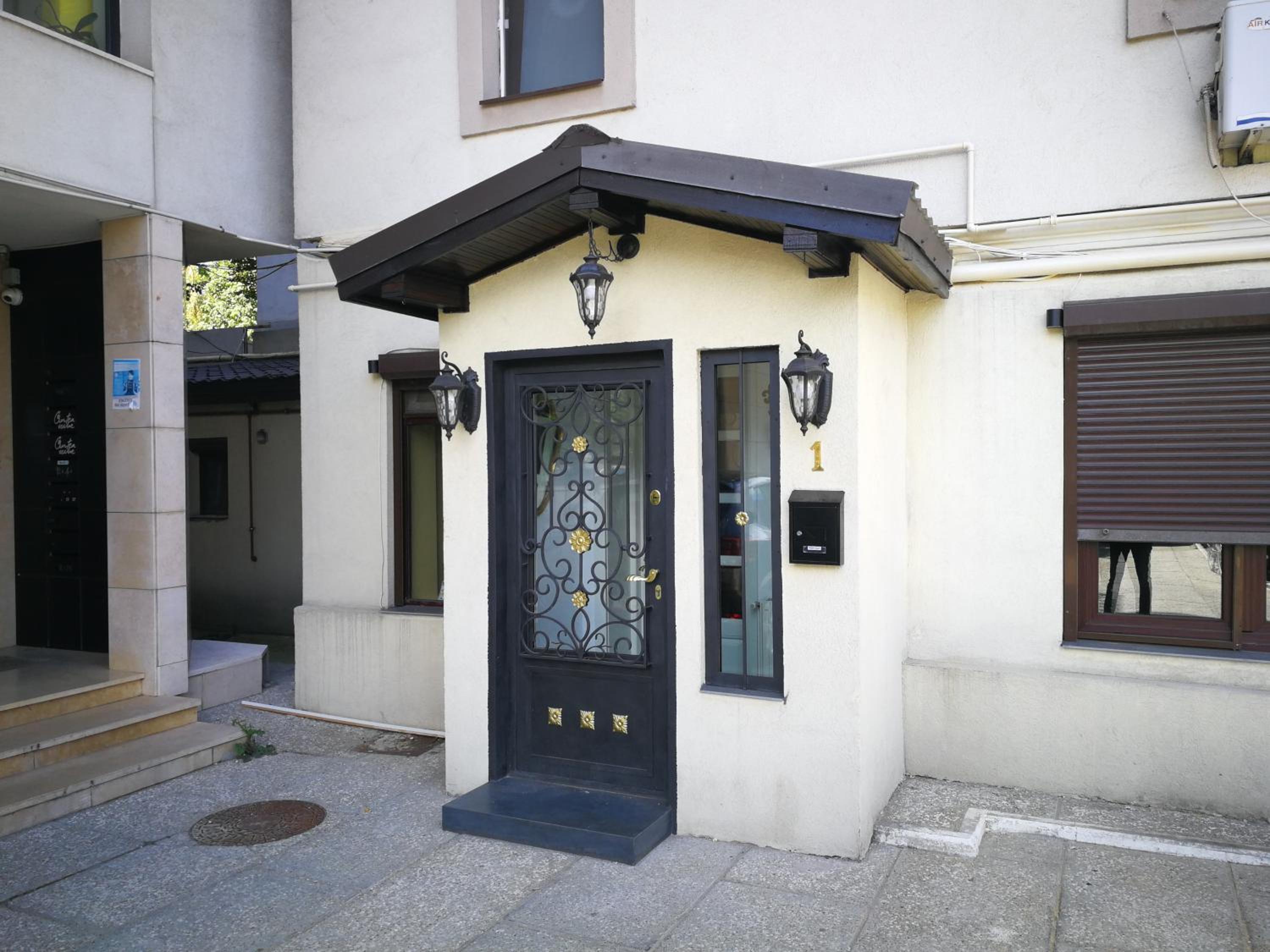 Apartment - Photo 32