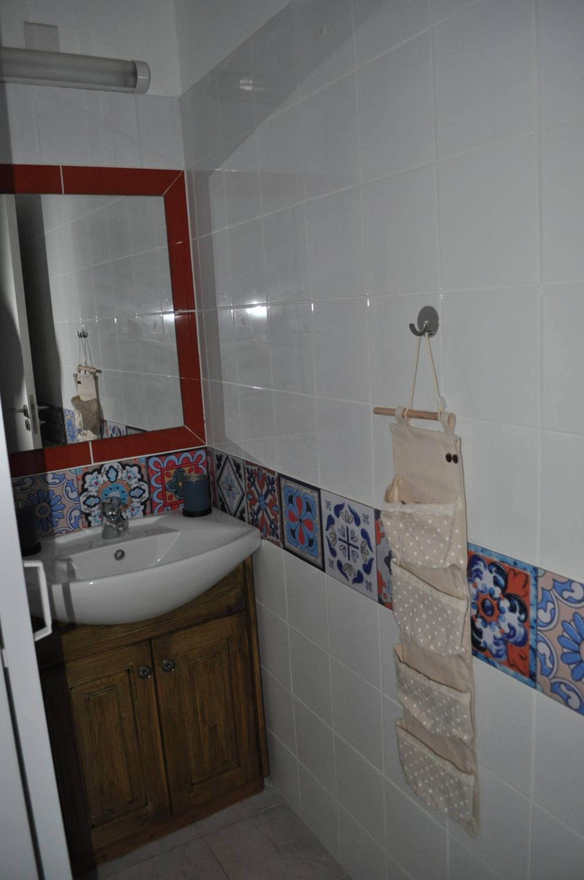 Two-Bedroom Apartment - Photo 2