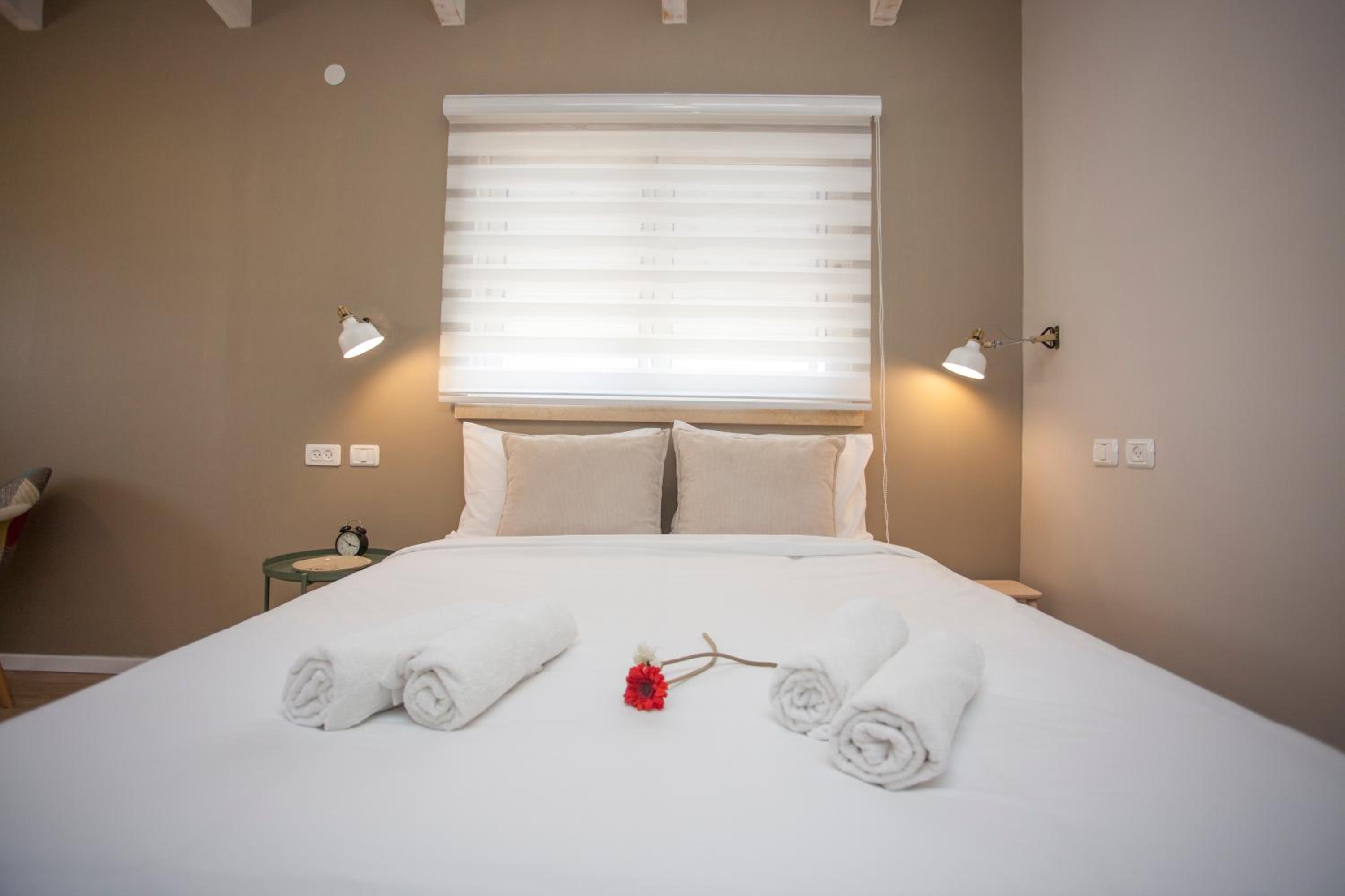 Suite with Balcony - Photo 19