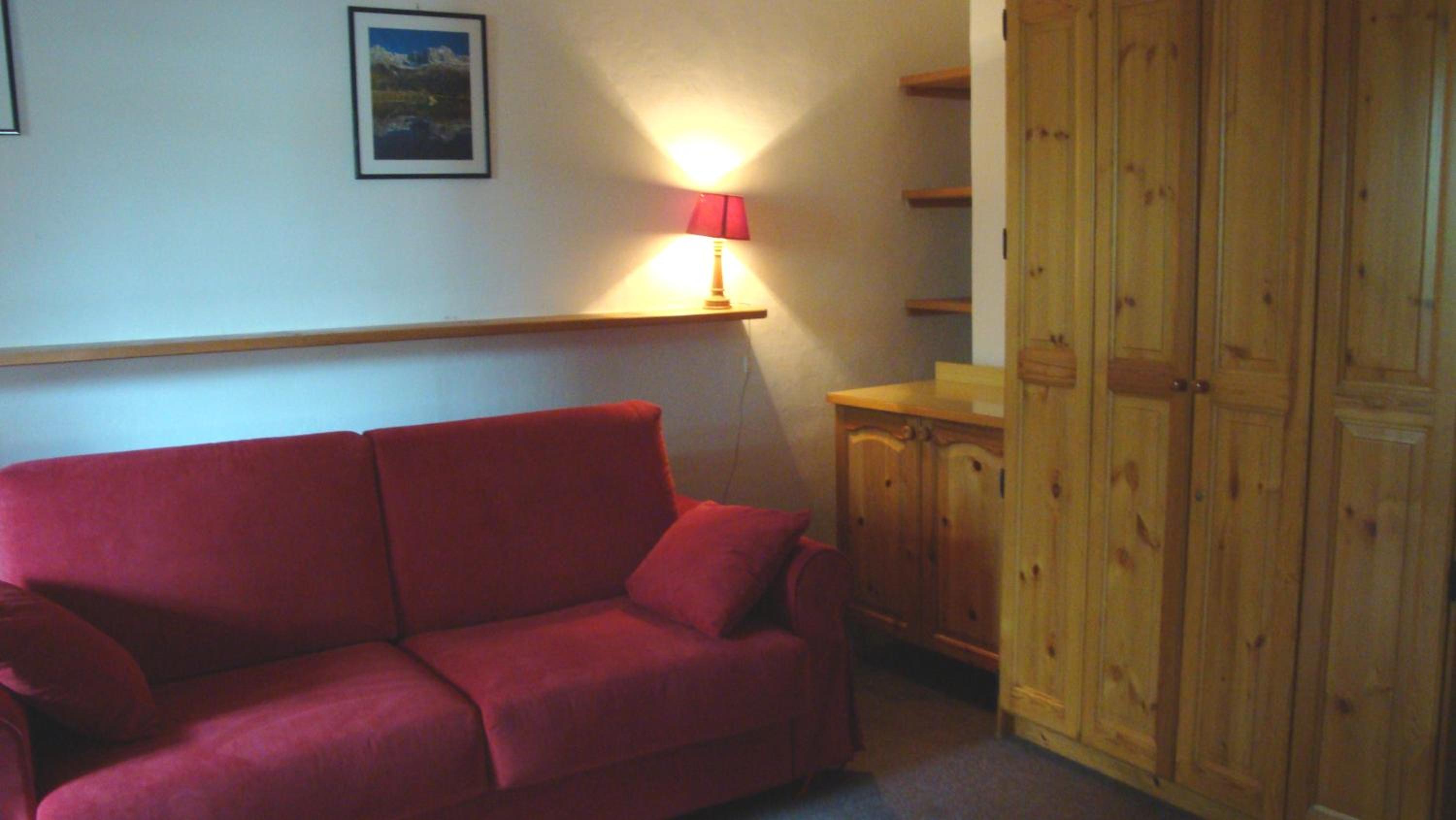 One-Bedroom Apartment (6 Adults) - Photo 6