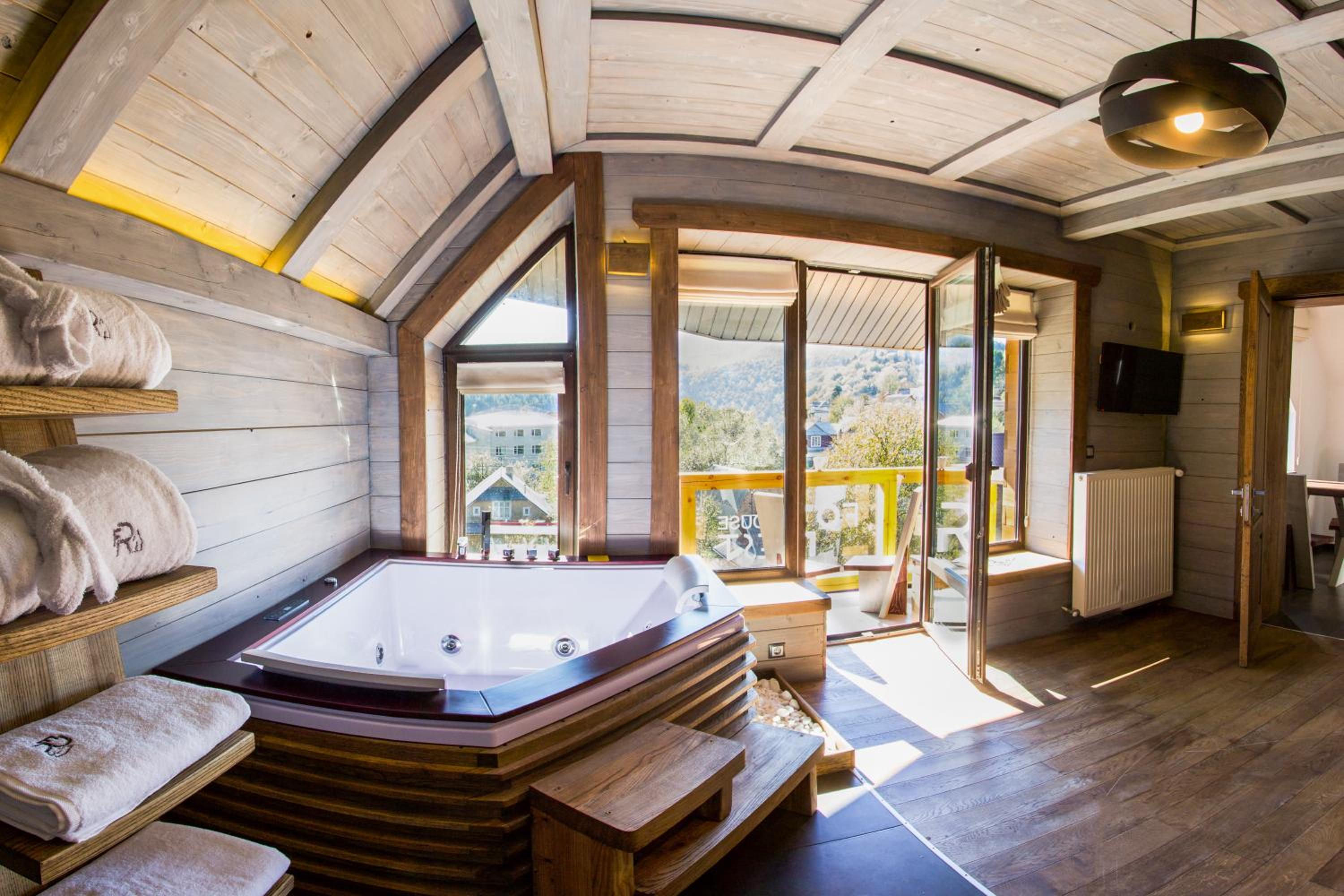 Duplex Apartment with Mountain View